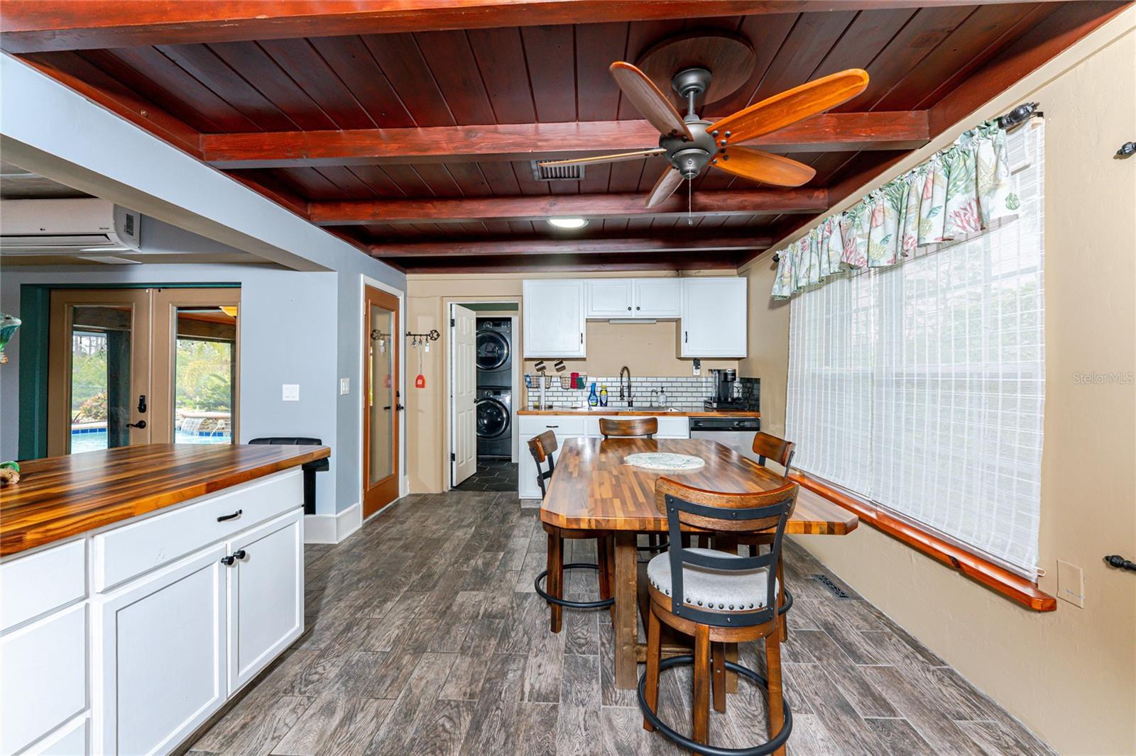 Image 27 of 61 For 2186 Oyster Creek Drive