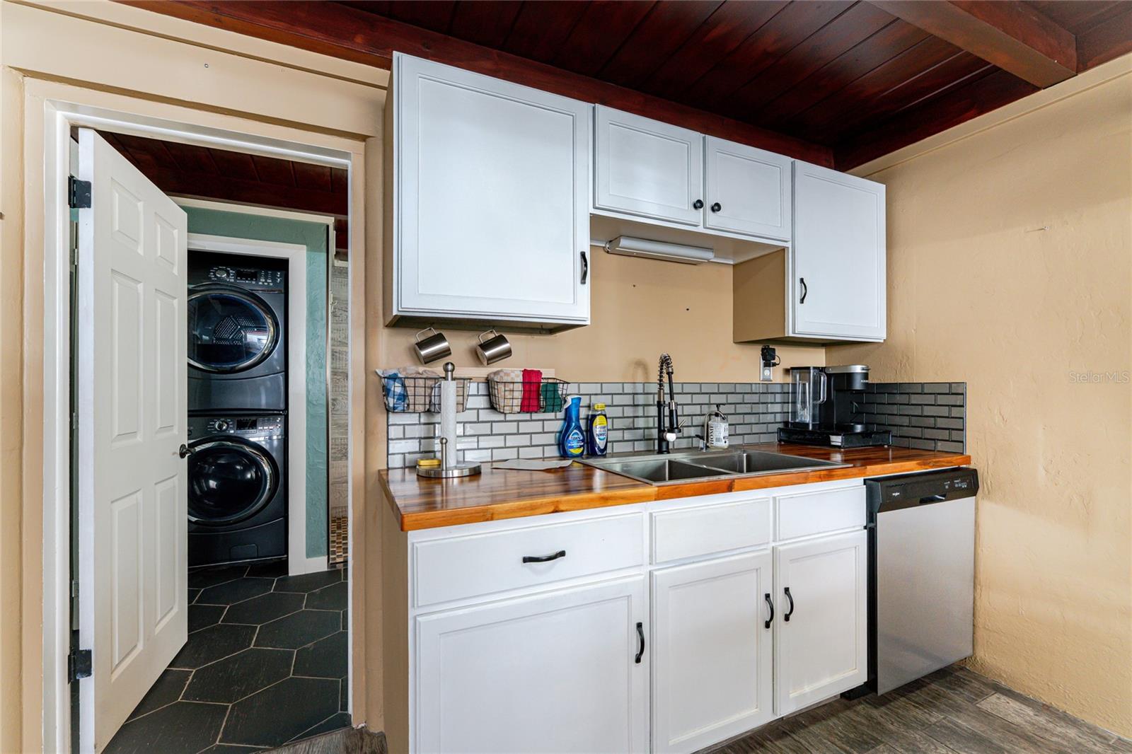 Image 28 of 61 For 2186 Oyster Creek Drive