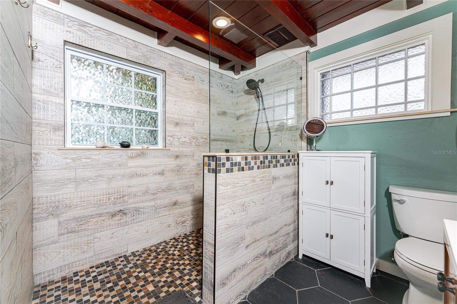 Image 31 of 61 For 2186 Oyster Creek Drive