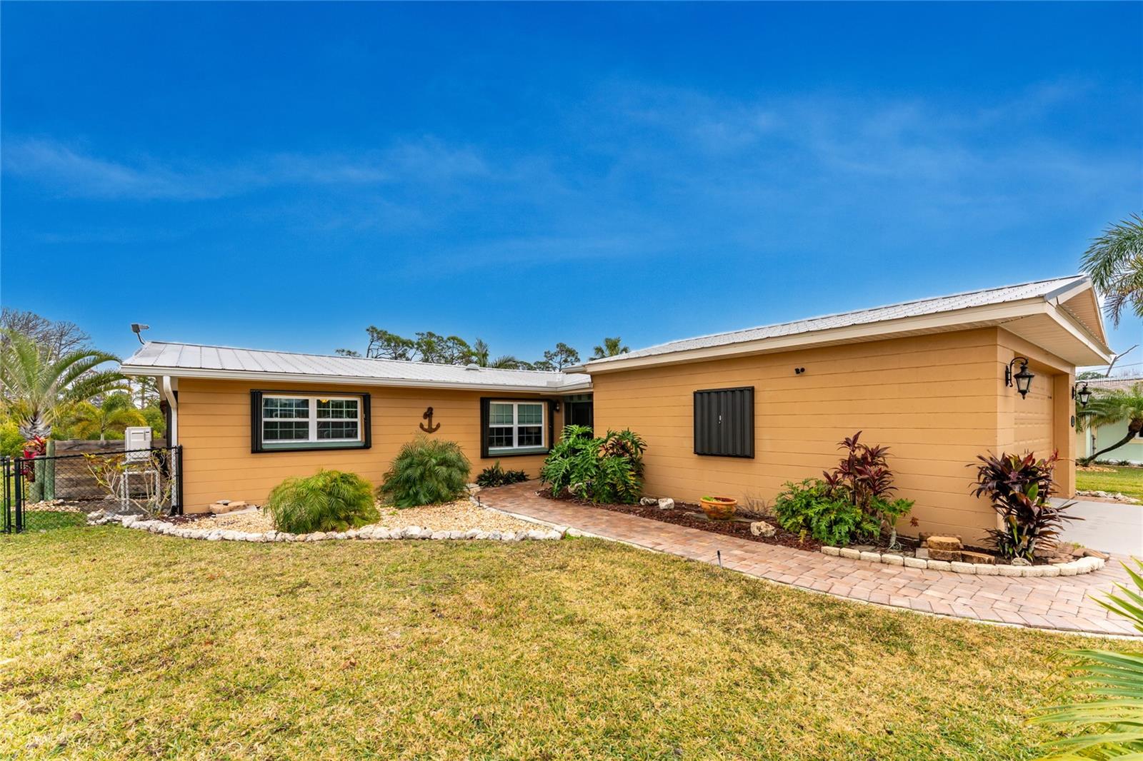 Image 4 of 61 For 2186 Oyster Creek Drive