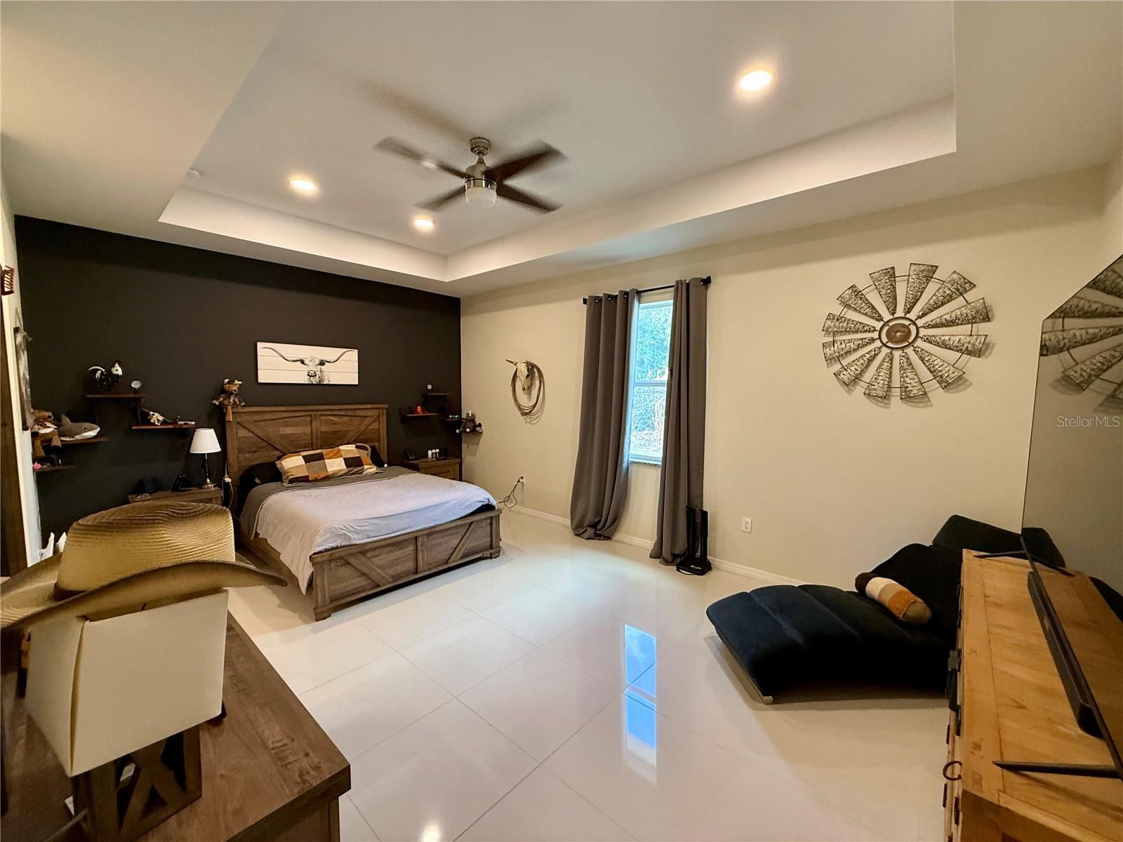 Image 18 of 26 For 3312 16th Street W