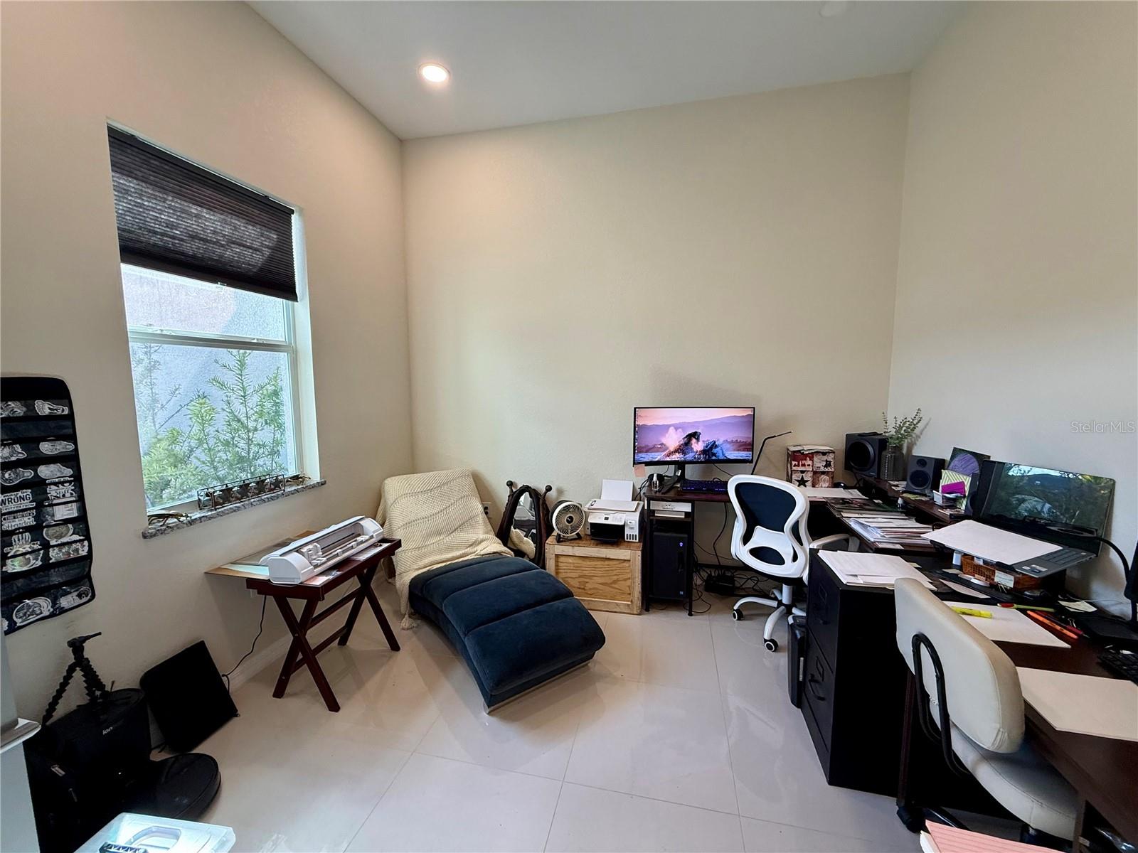 Image 3 of 26 For 3312 16th Street W