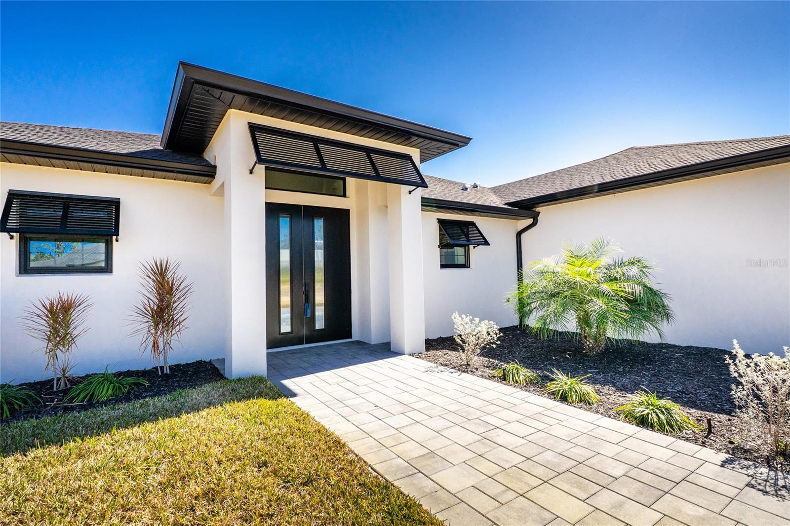 Image 2 of 45 For 242 Brig Circle W