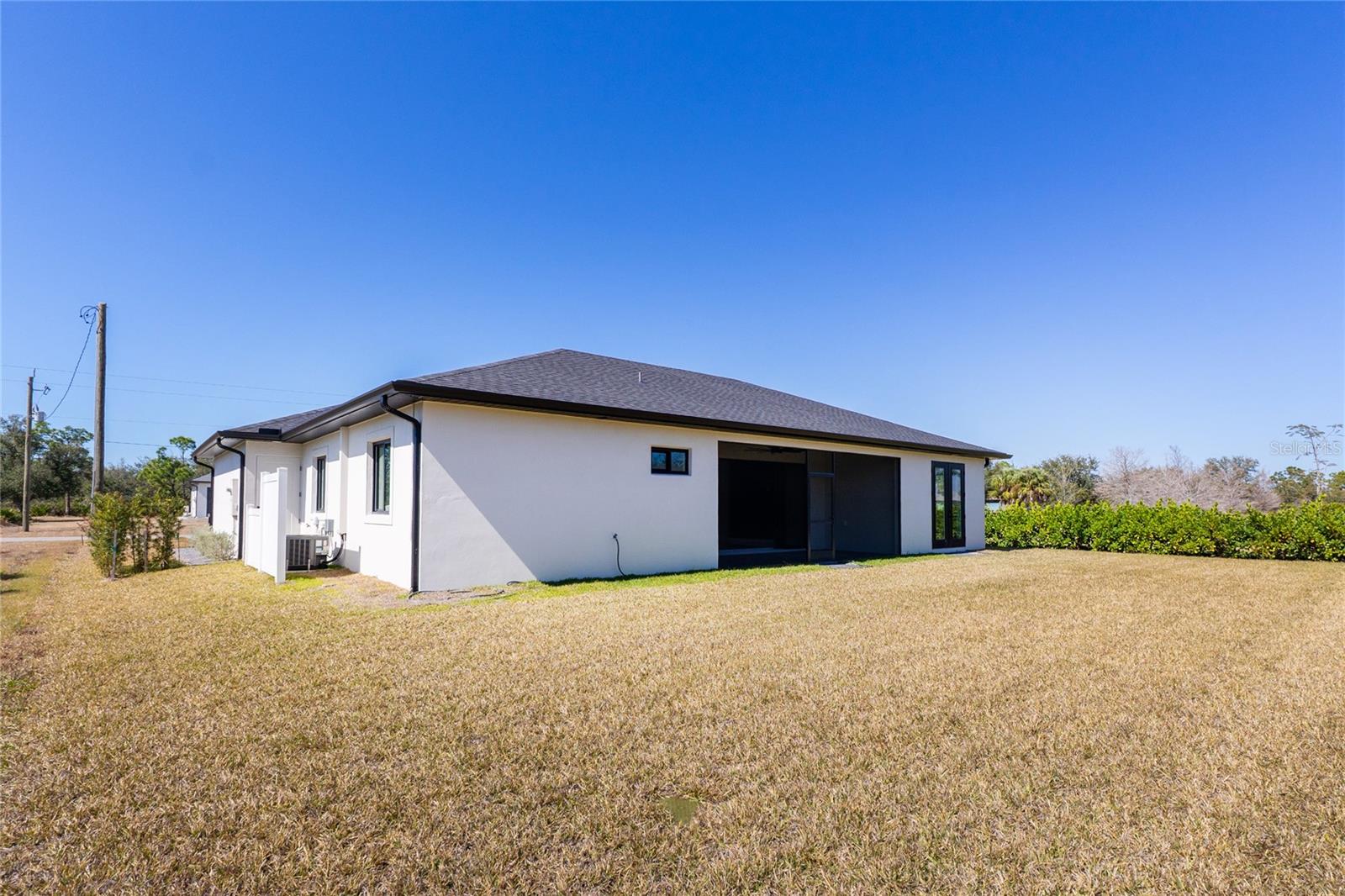 Image 40 of 45 For 242 Brig Circle W