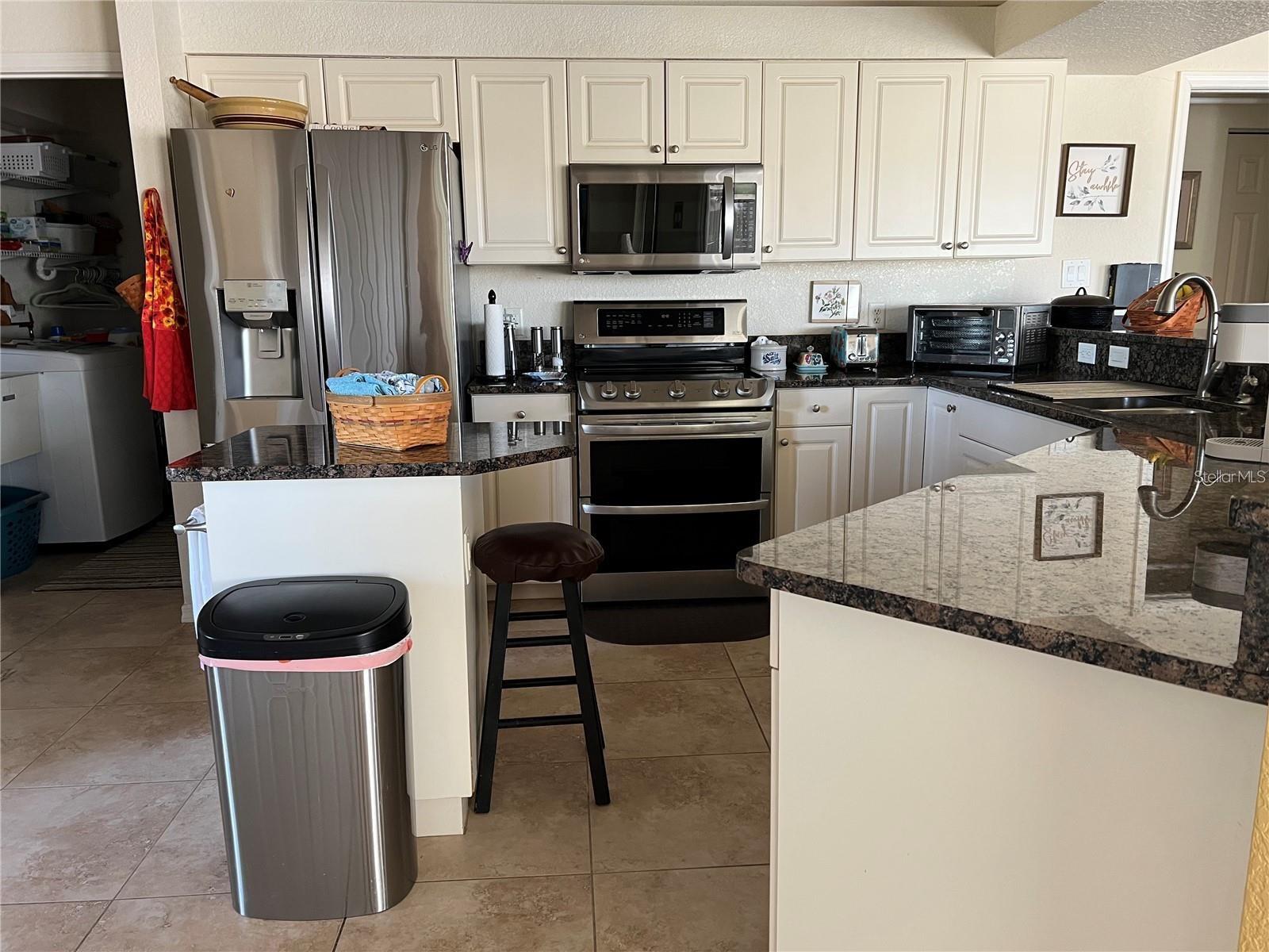 Image 13 of 49 For 9458 Melody Circle