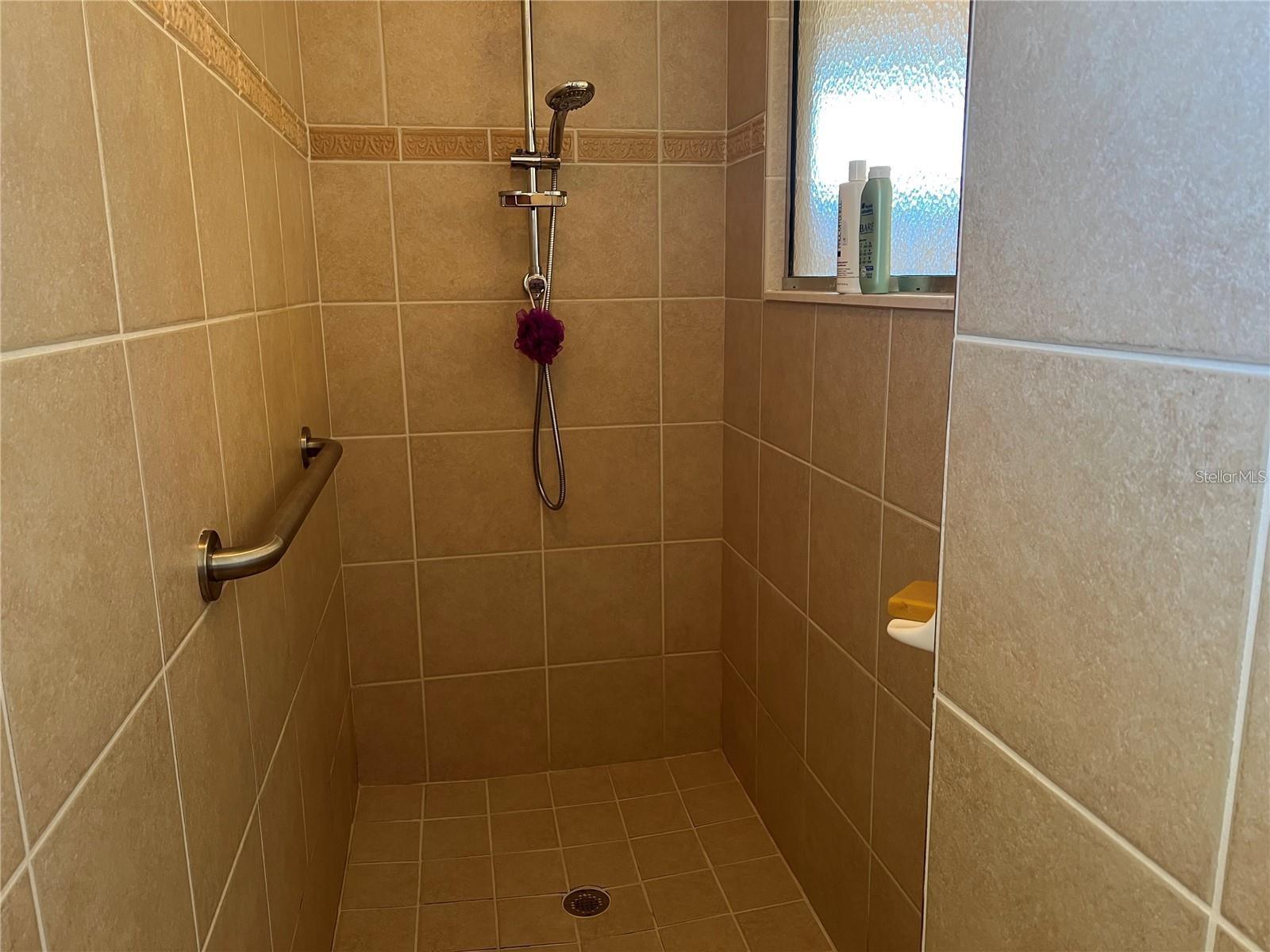 Image 31 of 49 For 9458 Melody Circle