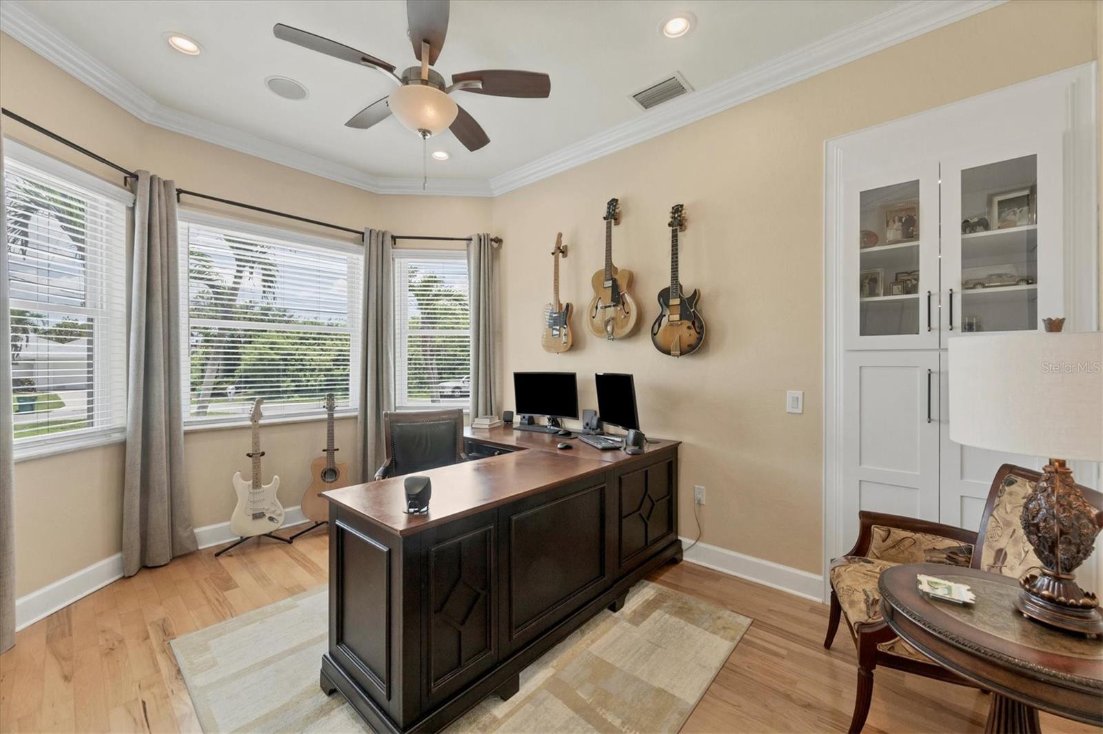 Image 27 of 75 For 12438 Prather Avenue