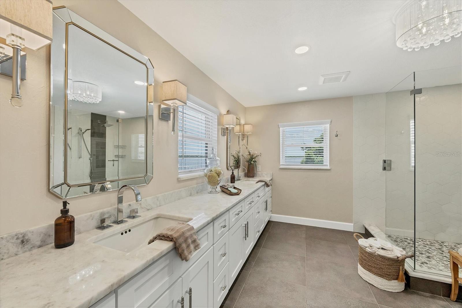 Image 34 of 75 For 12438 Prather Avenue