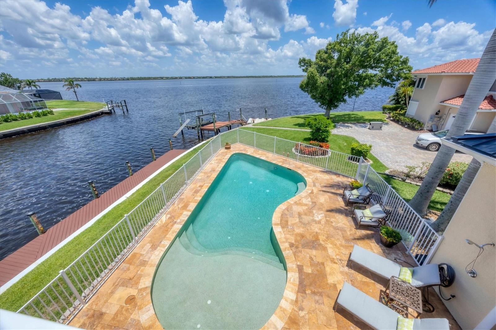 Image 39 of 75 For 12438 Prather Avenue