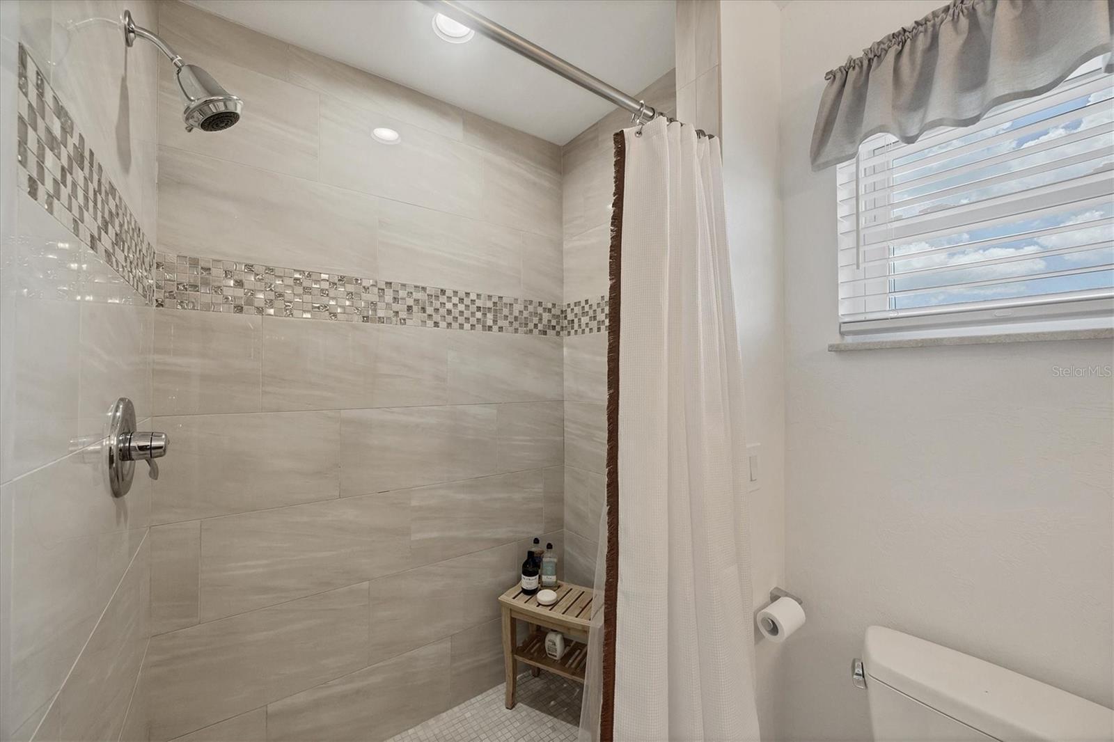 Image 43 of 75 For 12438 Prather Avenue