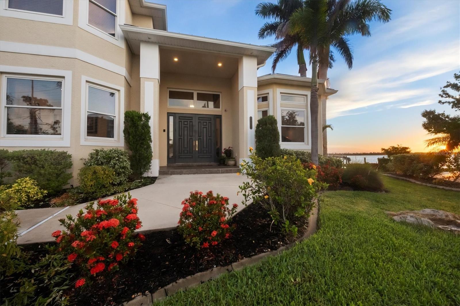 Image 66 of 75 For 12438 Prather Avenue