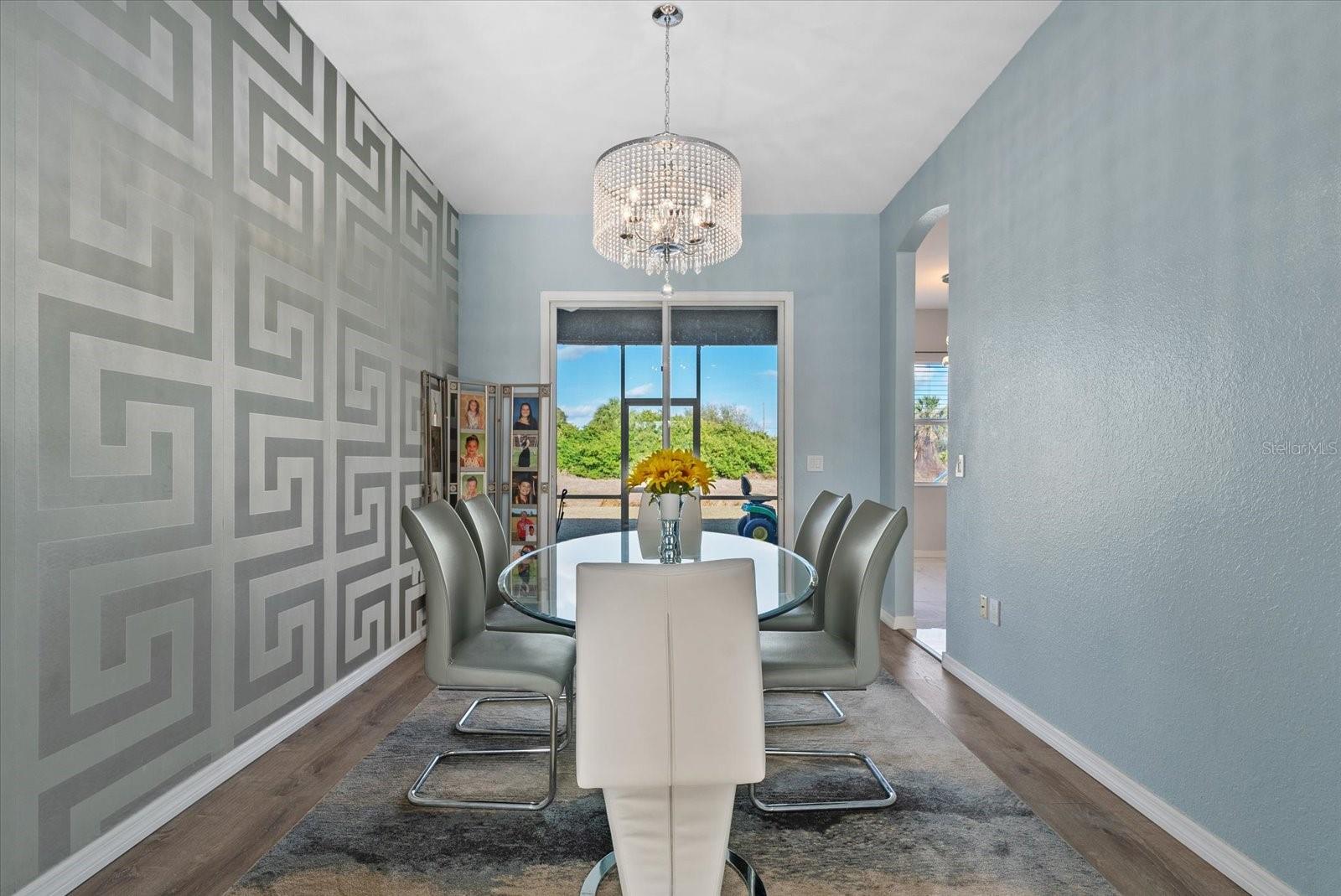 Image 11 of 34 For 2668 Clovelon Street