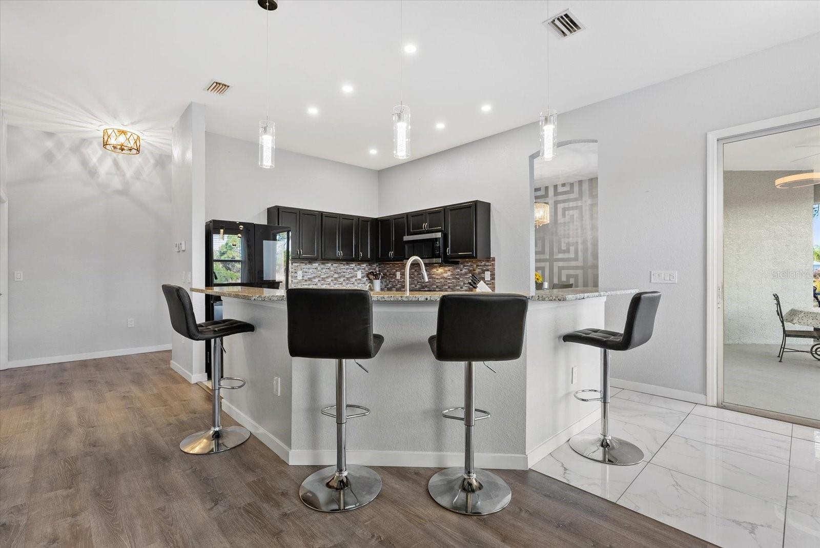 Image 14 of 34 For 2668 Clovelon Street