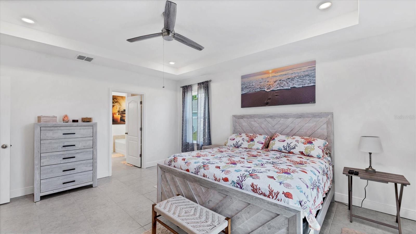 Image 19 of 43 For 16153 Alcira Circle