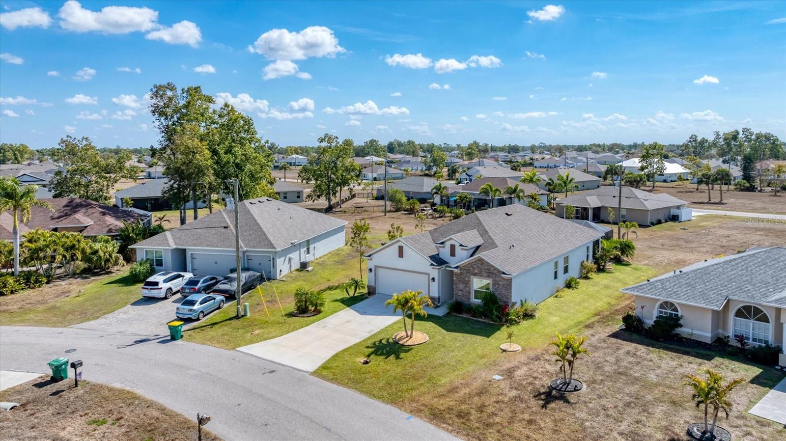 Image 4 of 43 For 16153 Alcira Circle