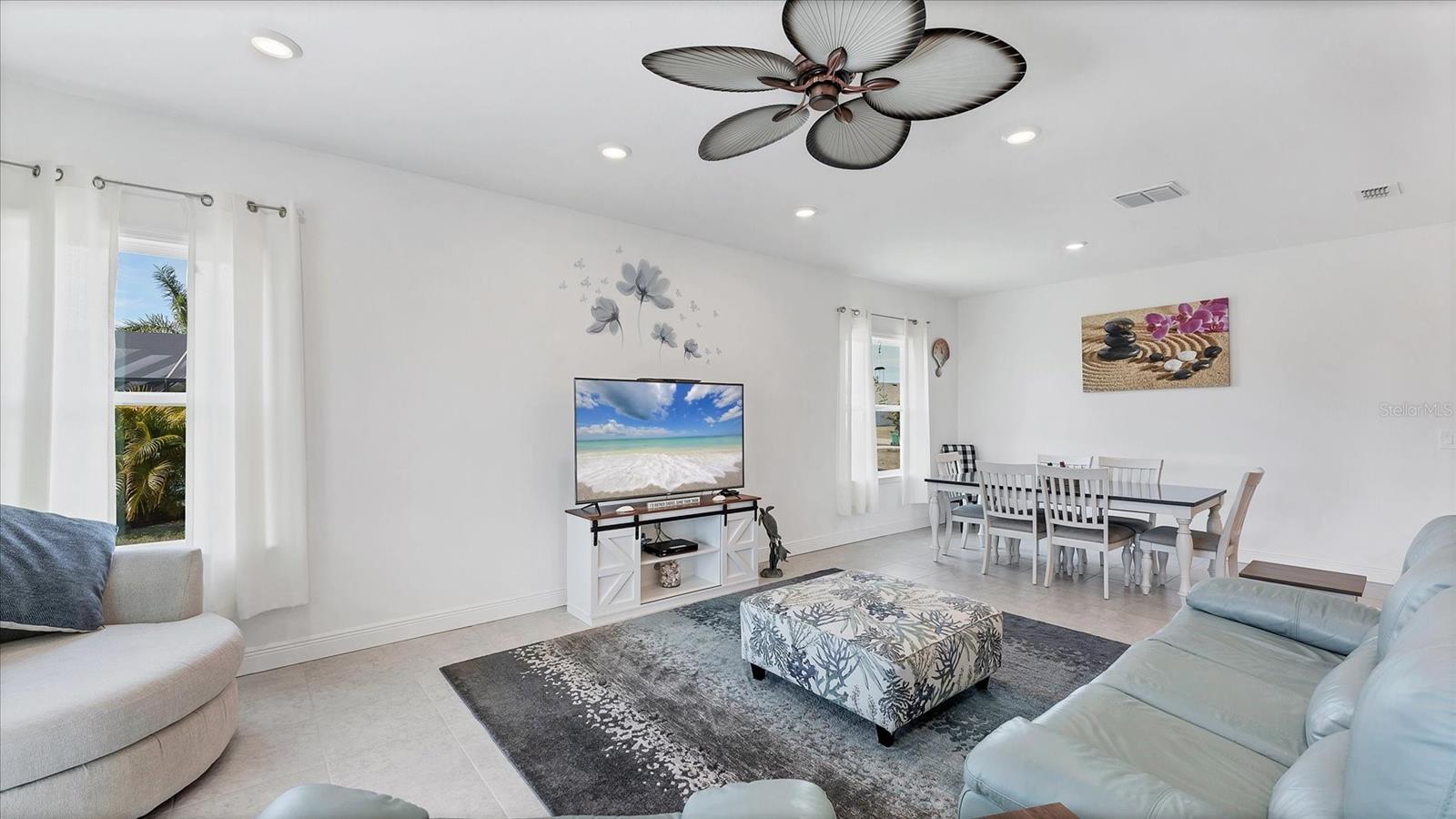 Image 6 of 43 For 16153 Alcira Circle