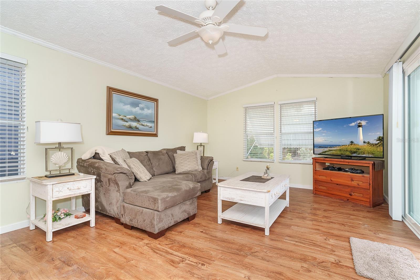 Image 13 of 46 For 8320 Riverside Drive 94