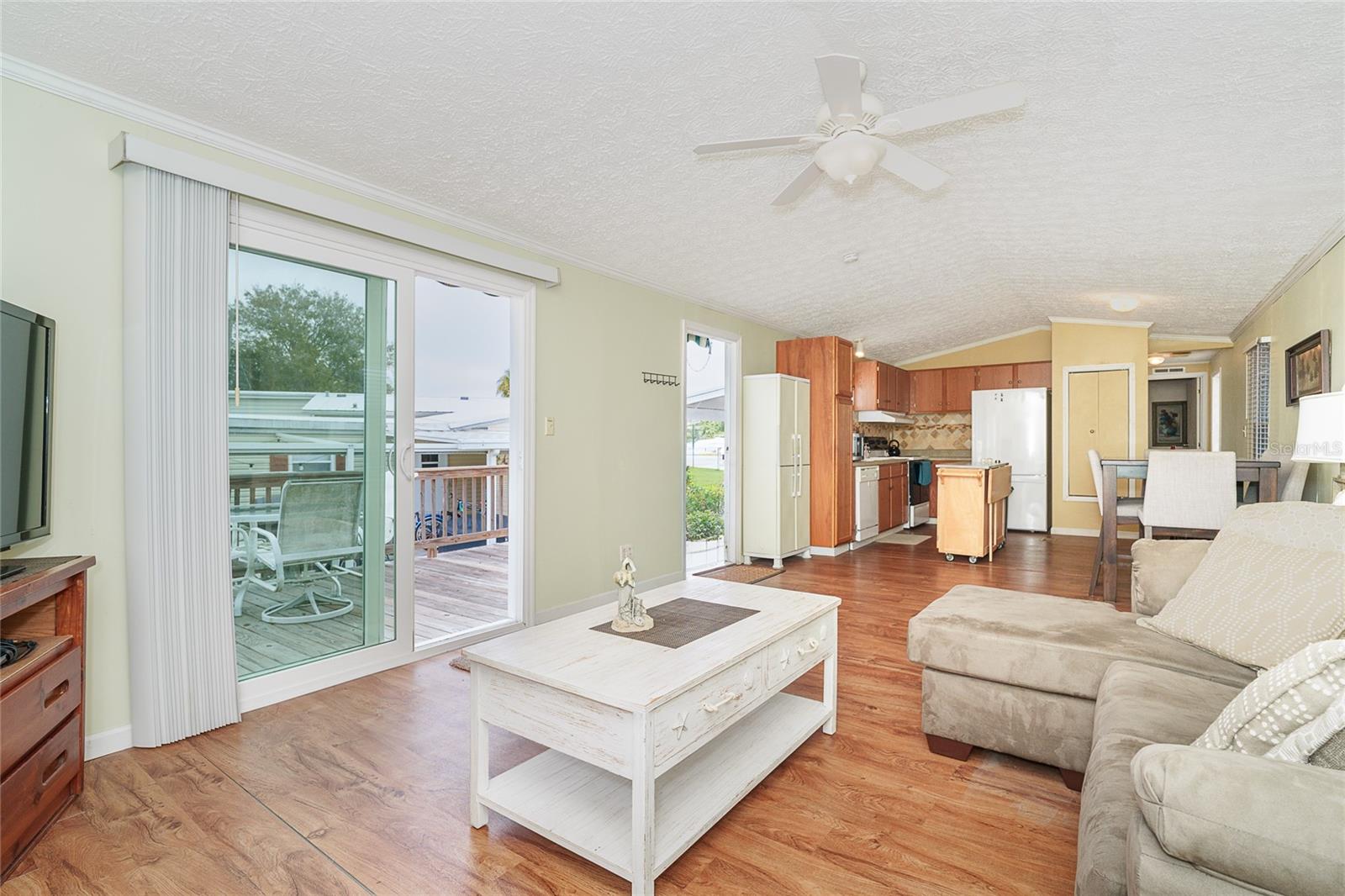 Image 14 of 46 For 8320 Riverside Drive 94