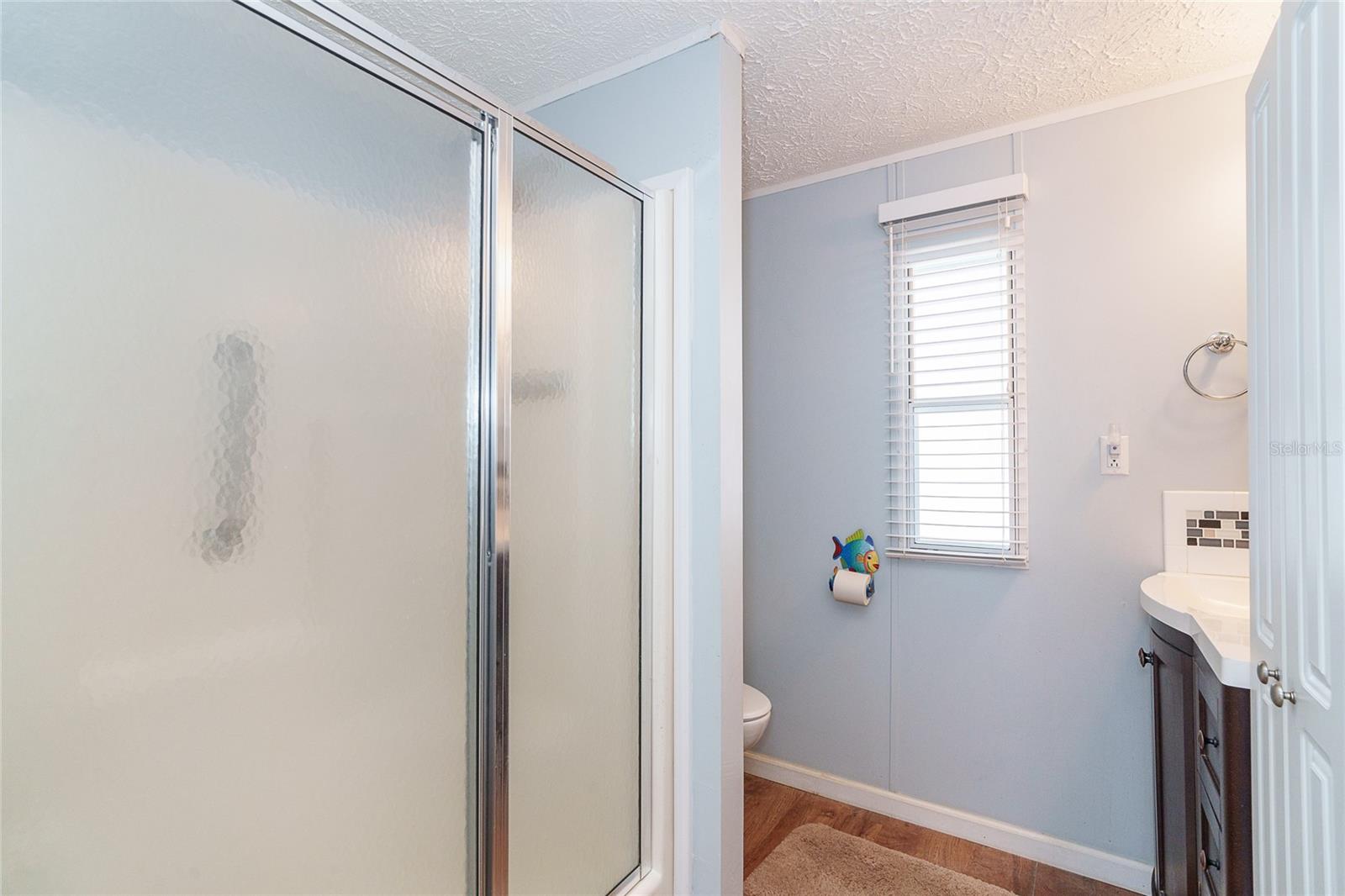 Image 22 of 46 For 8320 Riverside Drive 94