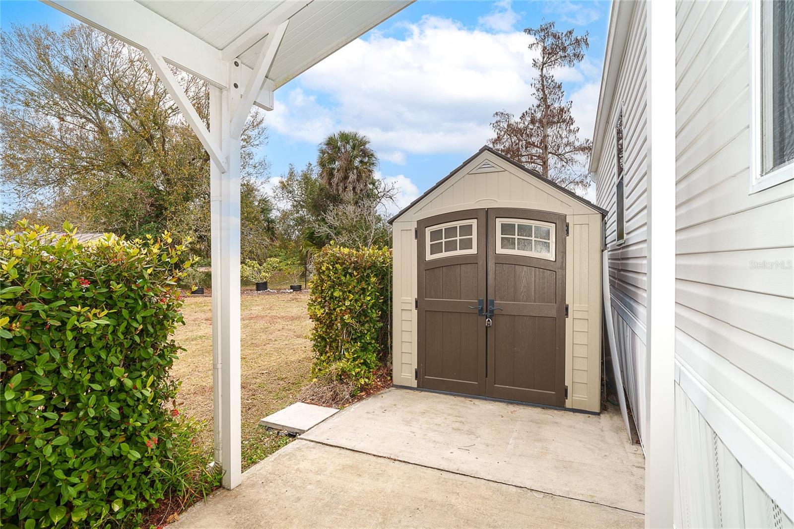 Image 26 of 46 For 8320 Riverside Drive 94