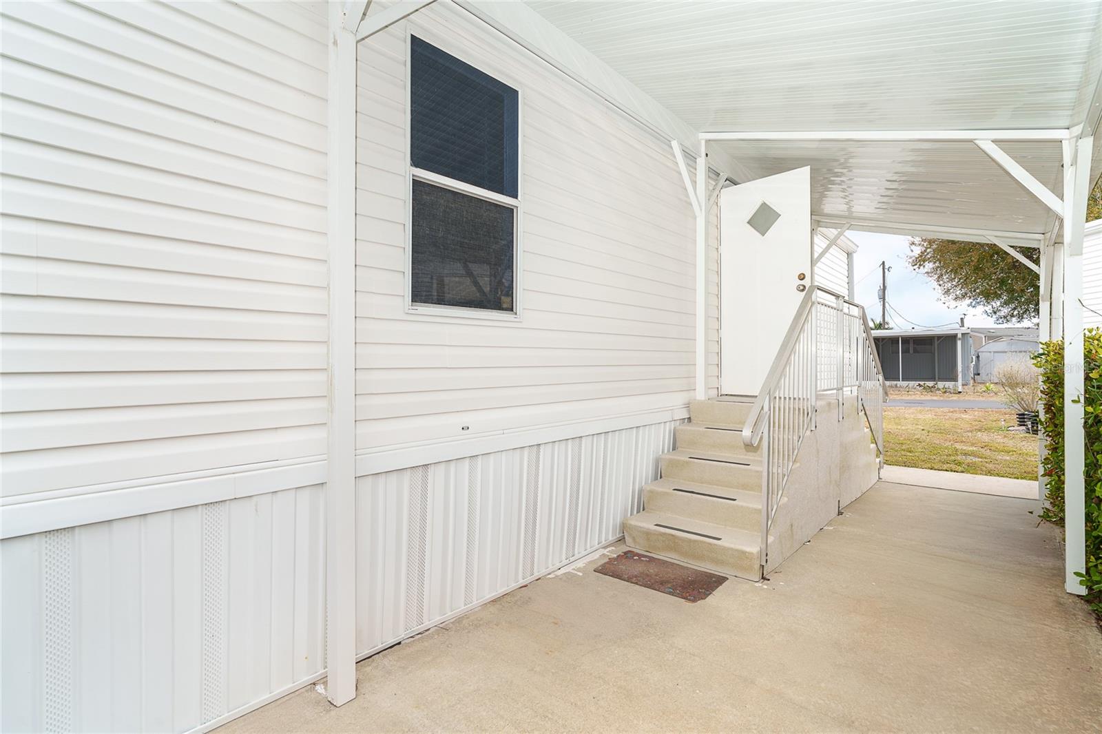 Image 27 of 46 For 8320 Riverside Drive 94