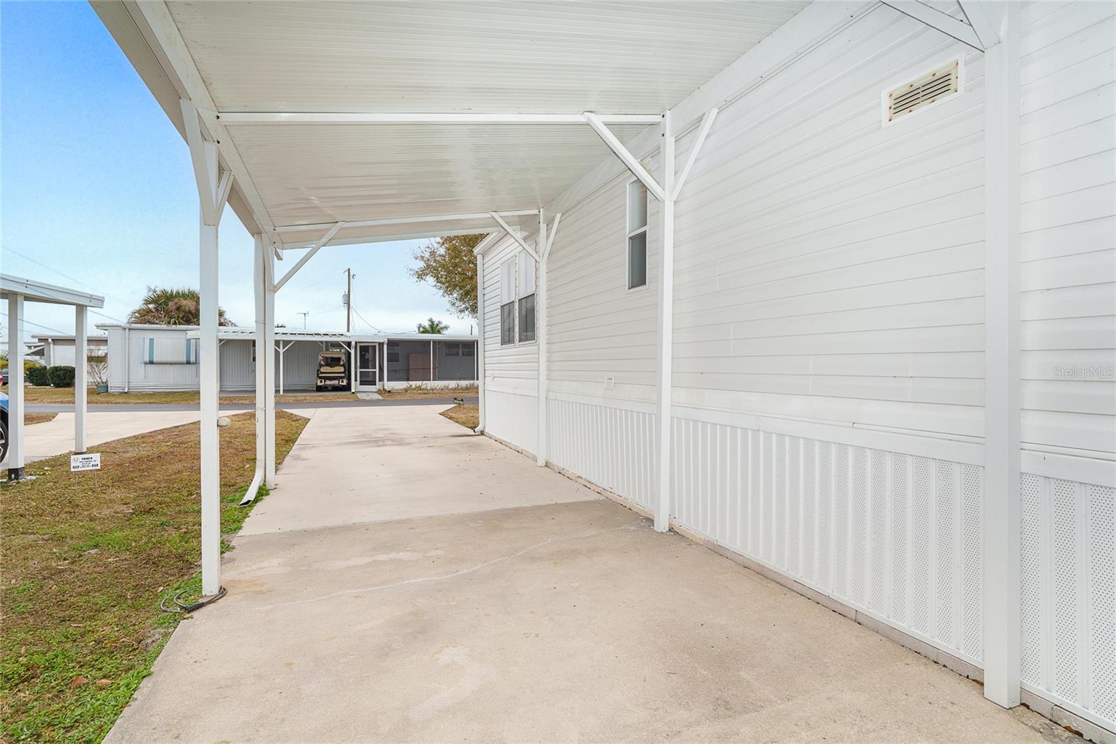 Image 4 of 46 For 8320 Riverside Drive 94