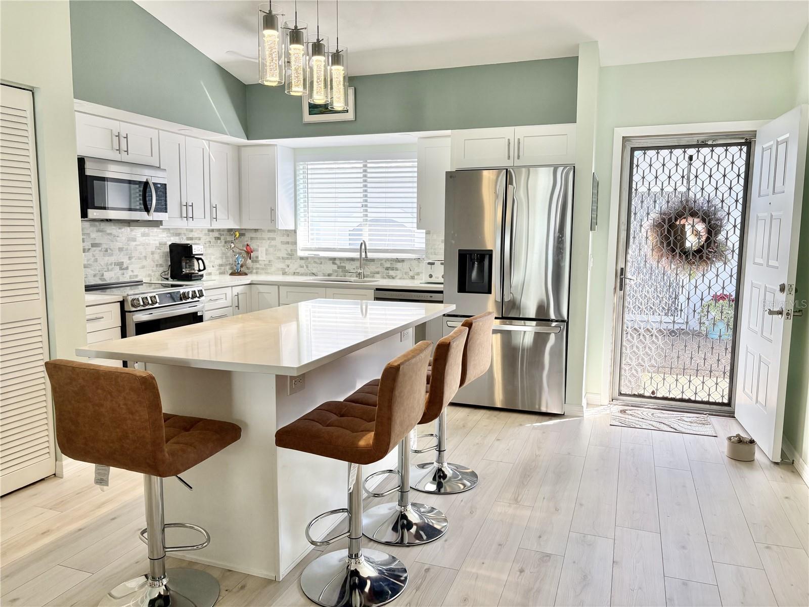 Image 2 of 14 For 6468 Hamlet Drive 4b