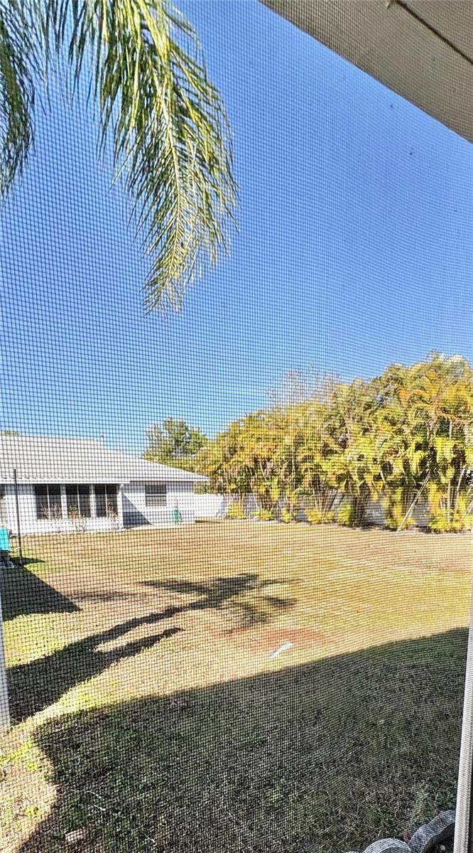 Image 7 of 14 For 6468 Hamlet Drive 4b