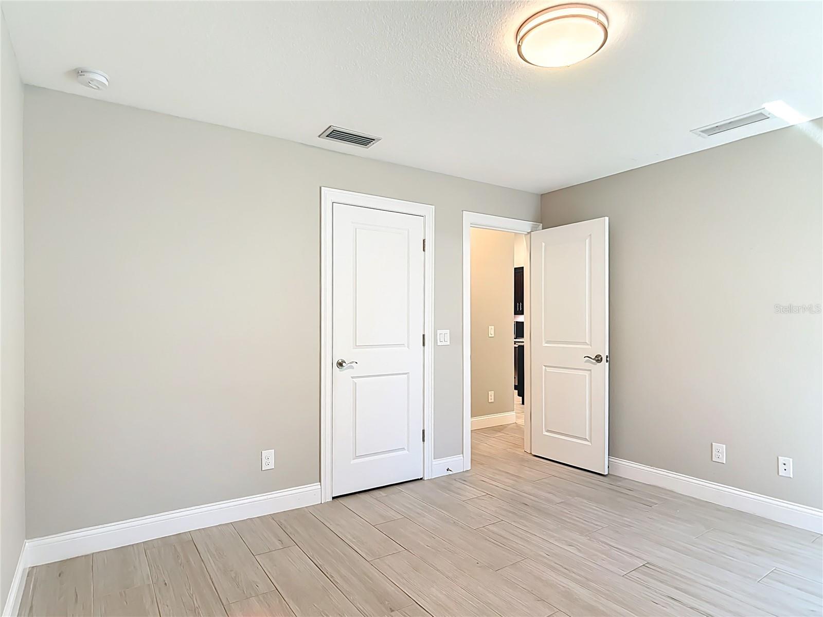 Image 36 of 57 For 540 Alabama Avenue