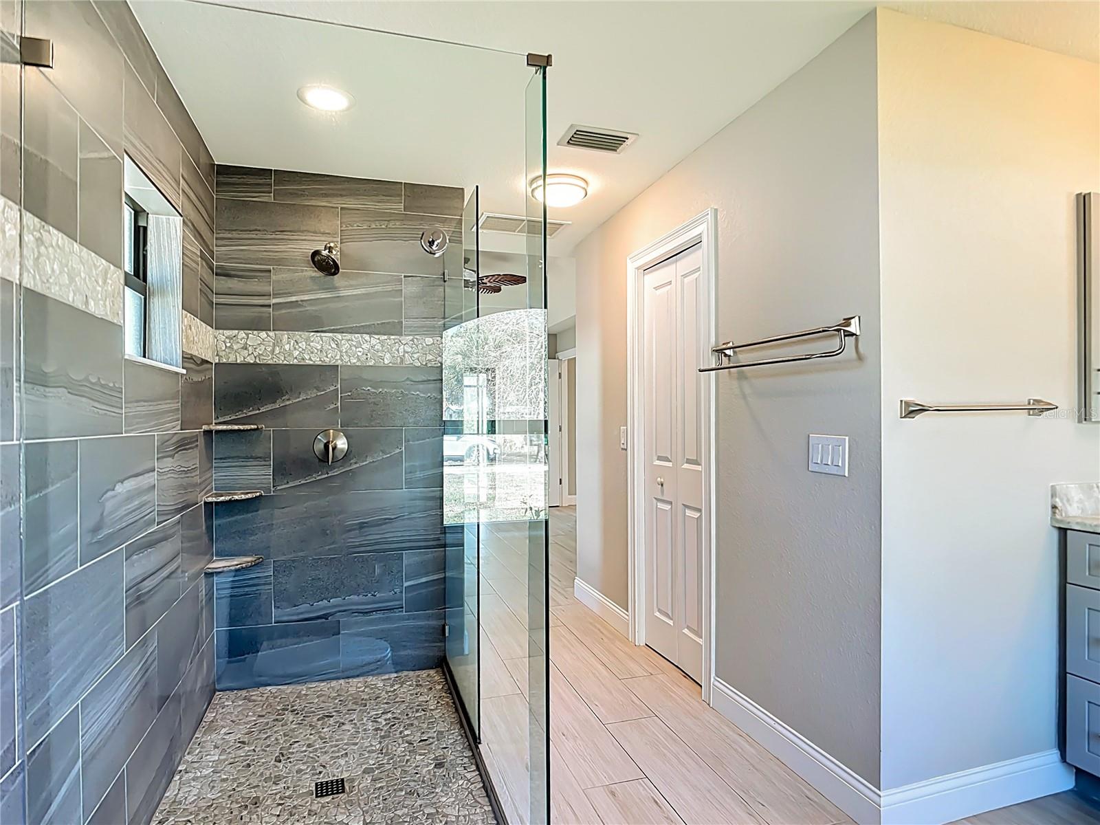 Image 46 of 57 For 540 Alabama Avenue