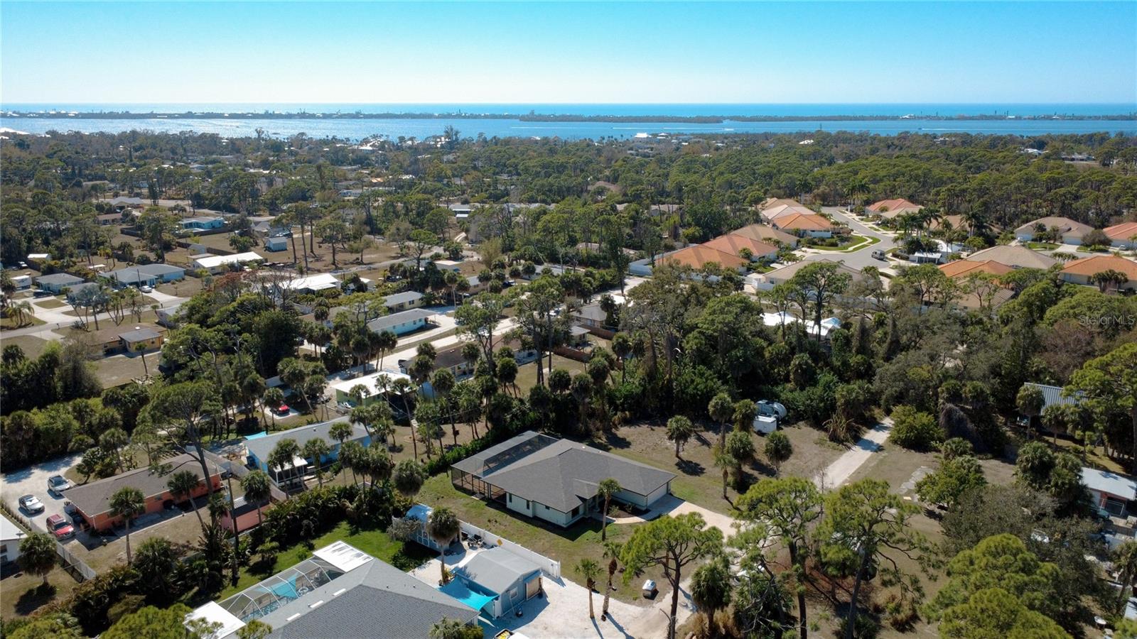 Image 6 of 57 For 540 Alabama Avenue