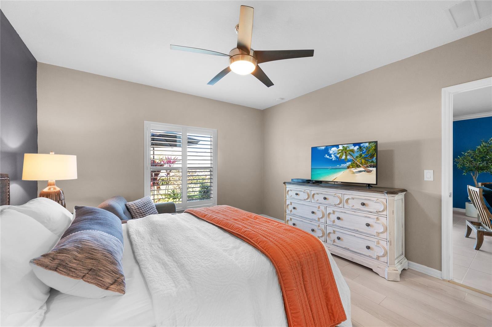 Image 17 of 55 For 6236 Springmont Loop