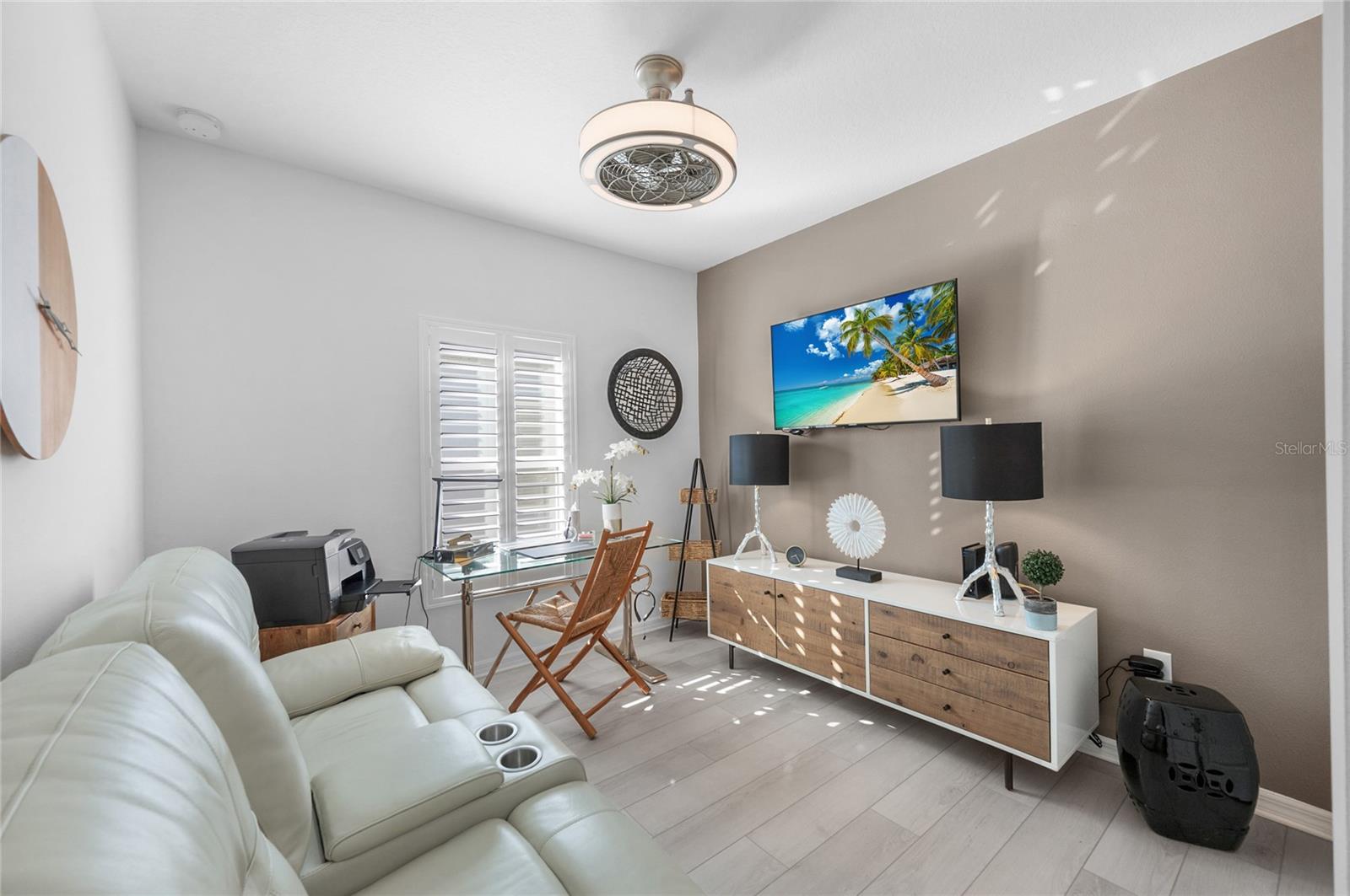 Image 21 of 55 For 6236 Springmont Loop