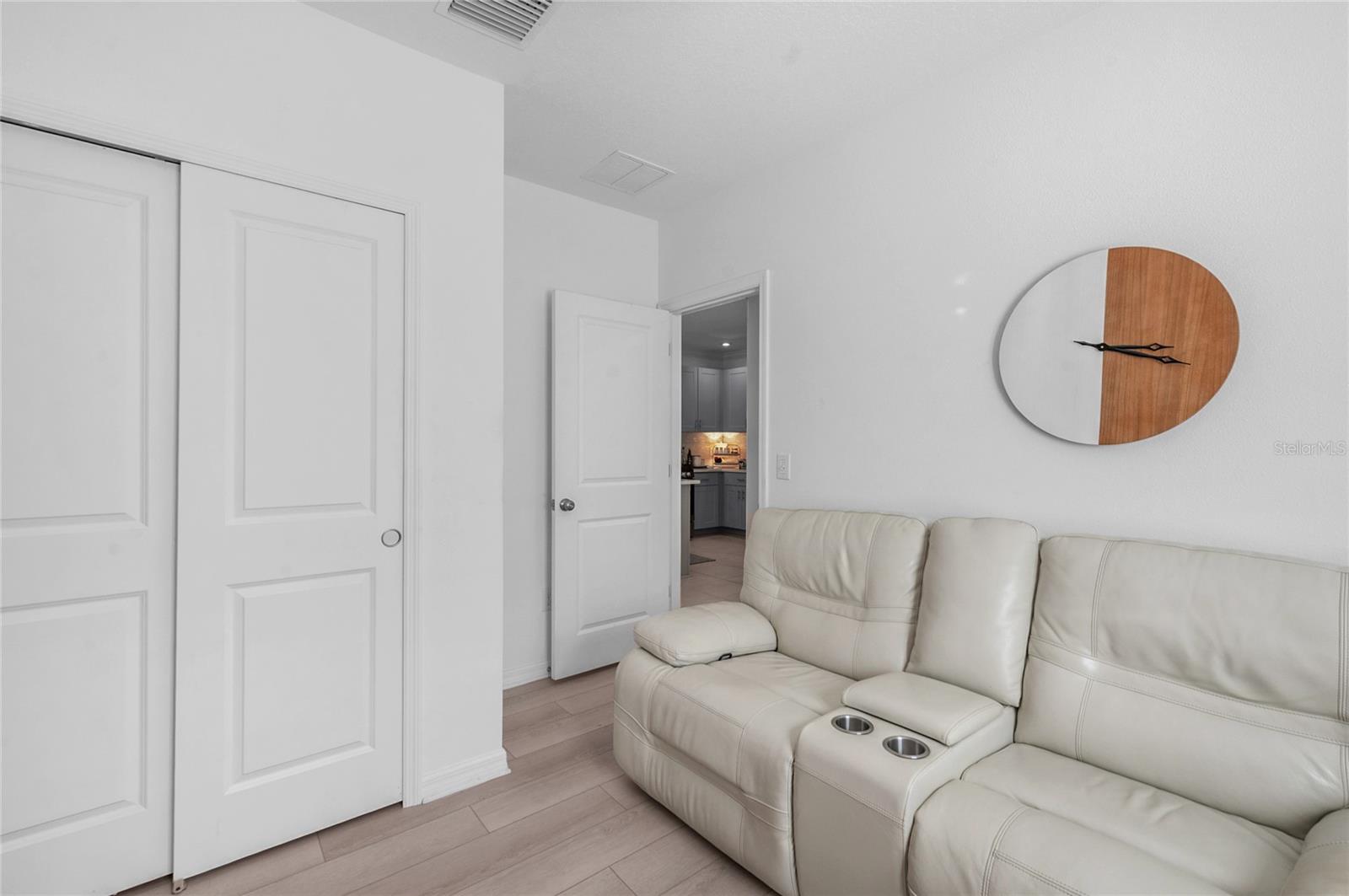 Image 22 of 55 For 6236 Springmont Loop