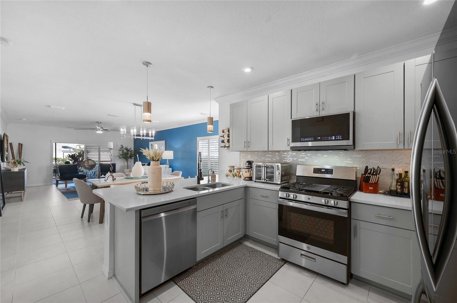 Image 9 of 55 For 6236 Springmont Loop