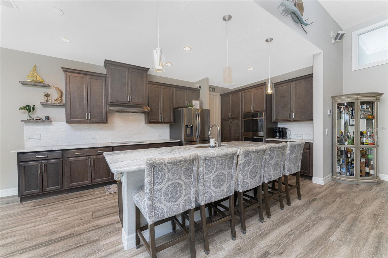 Image 13 of 86 For 401 Albatross Road