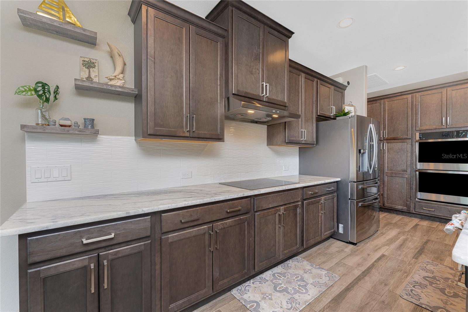 Image 14 of 86 For 401 Albatross Road