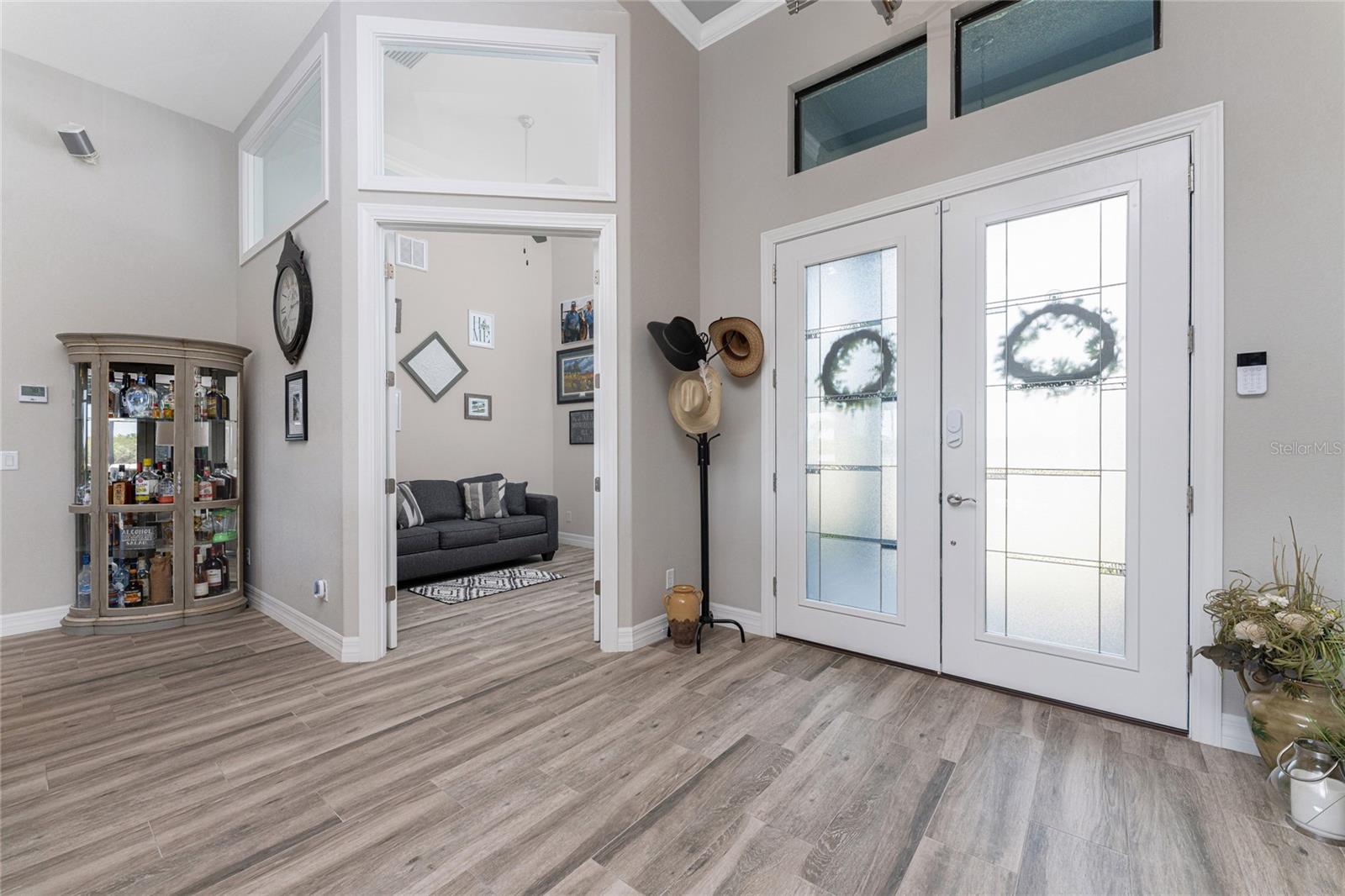 Image 5 of 86 For 401 Albatross Road