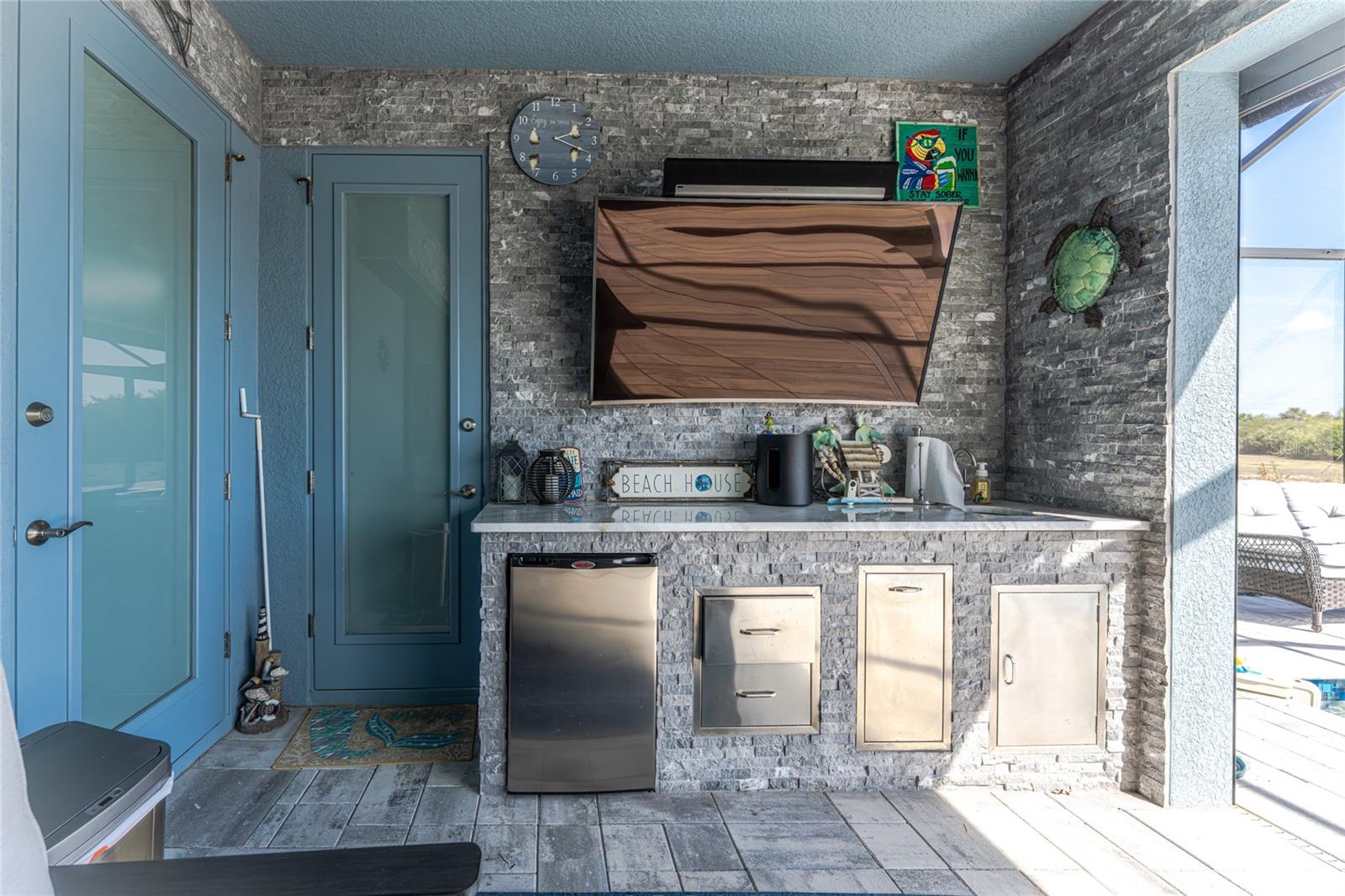 Image 50 of 86 For 401 Albatross Road