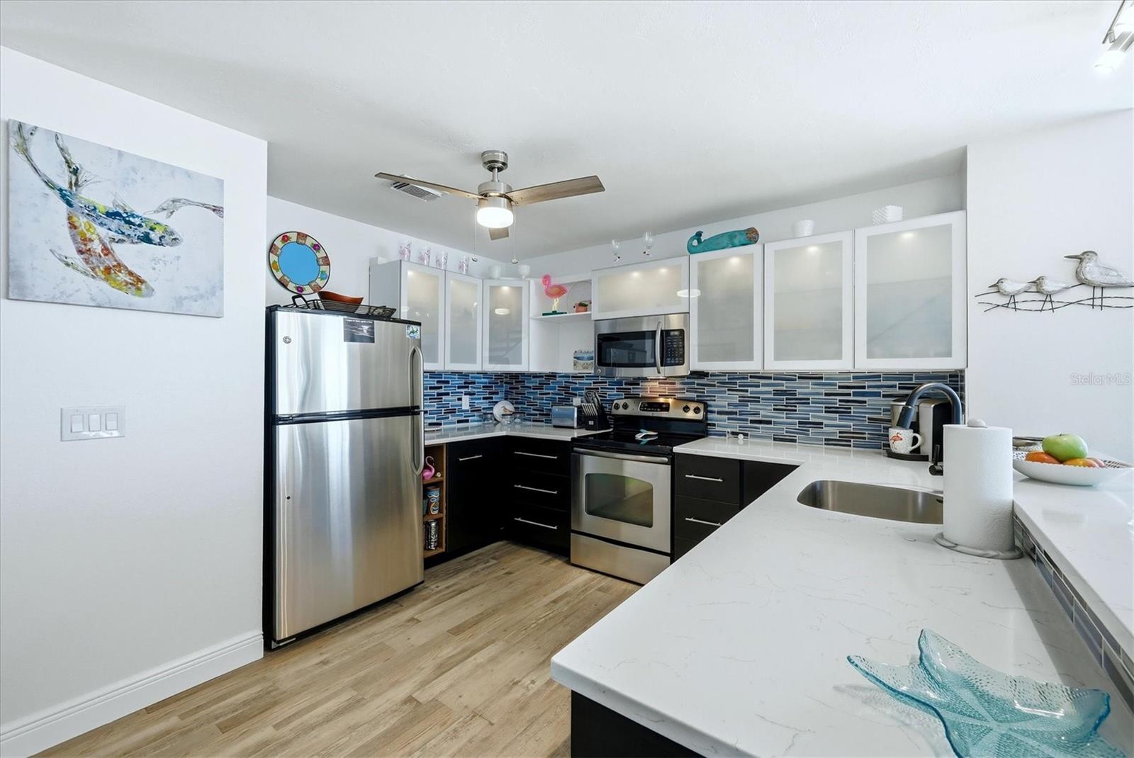 Image 16 of 46 For 221 Gulf Boulevard A