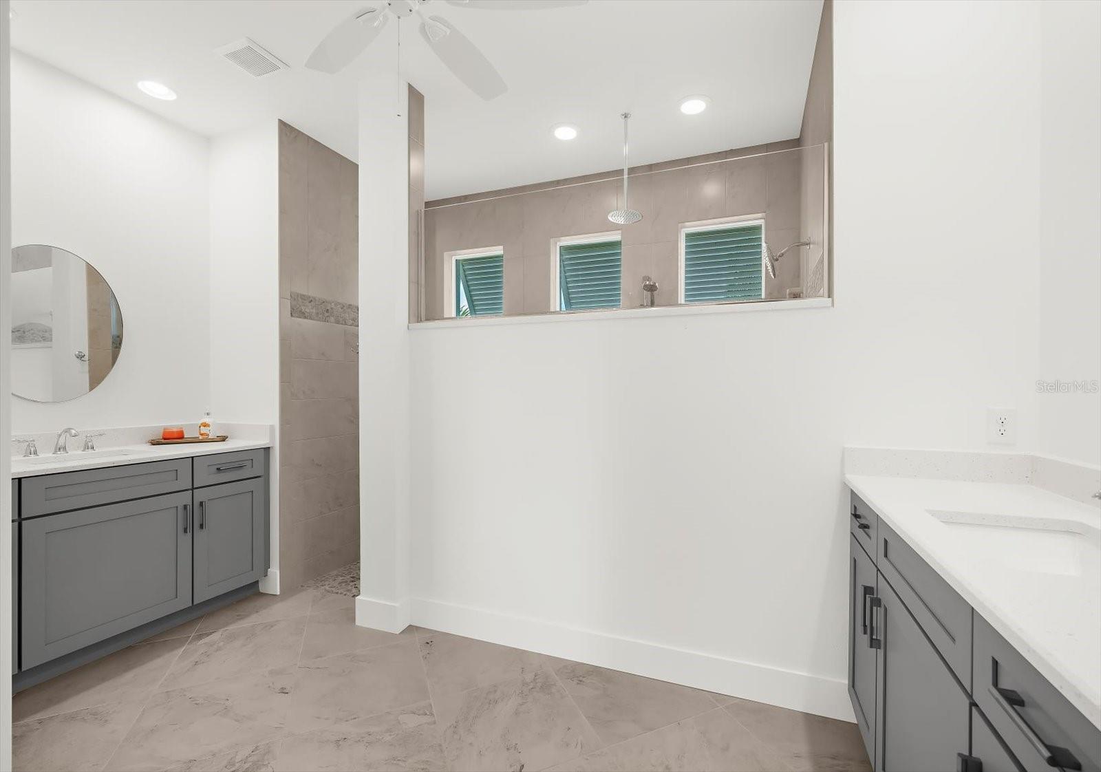 Image 23 of 57 For 15380 Alsask Circle