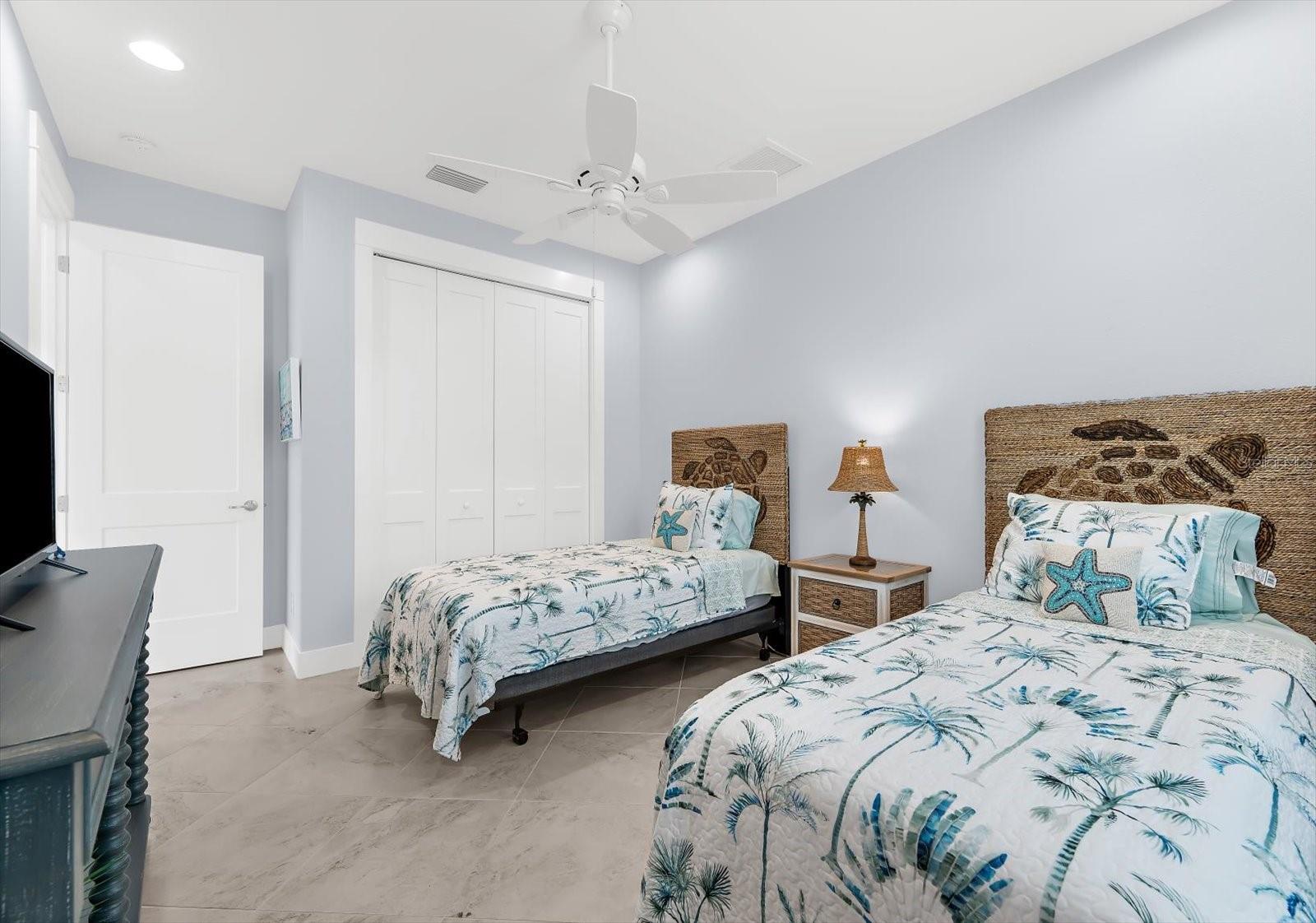 Image 27 of 57 For 15380 Alsask Circle