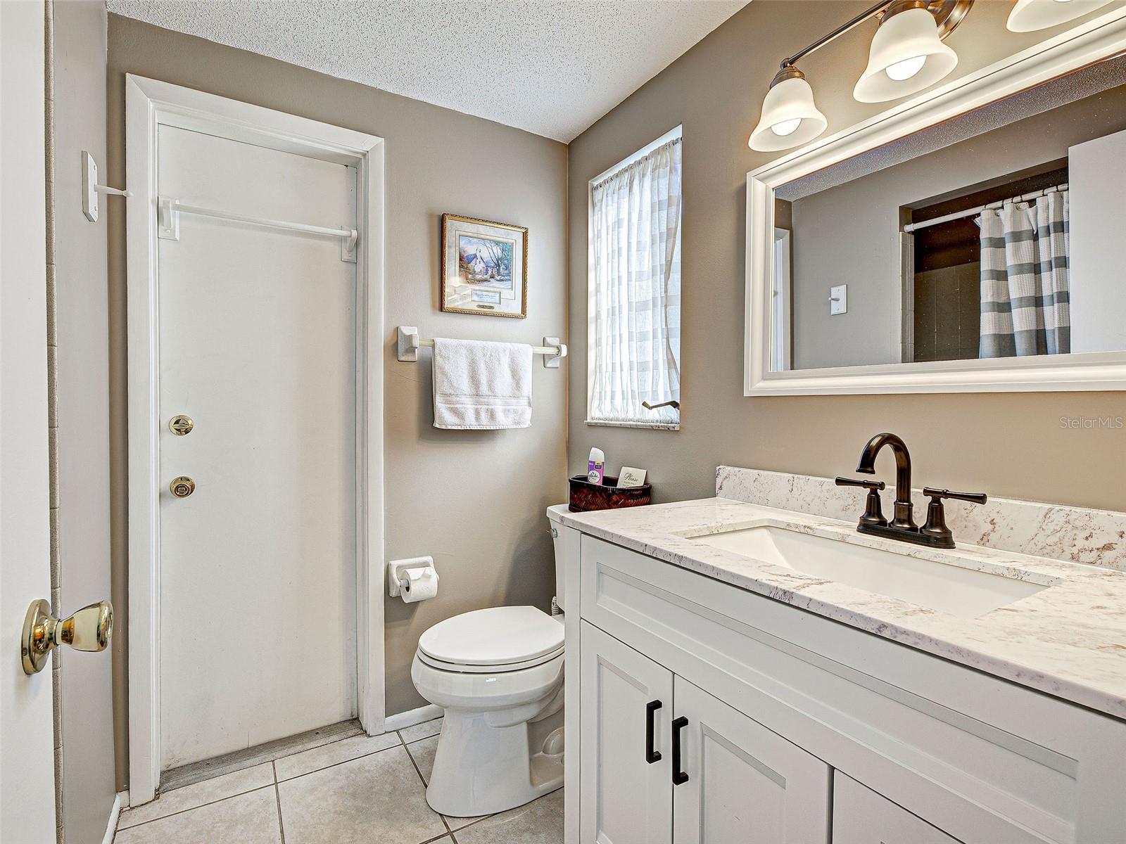 Image 19 of 39 For 1533 Crest Drive