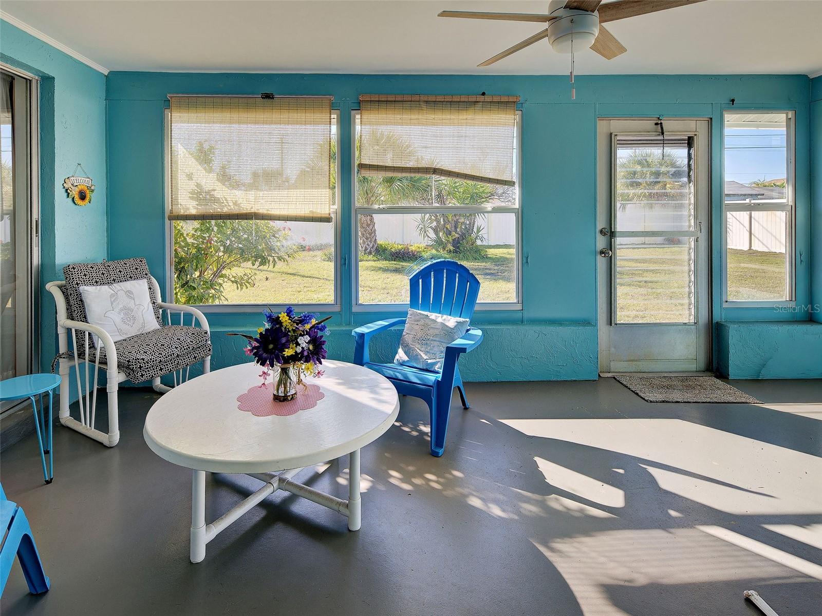 Image 27 of 39 For 1533 Crest Drive