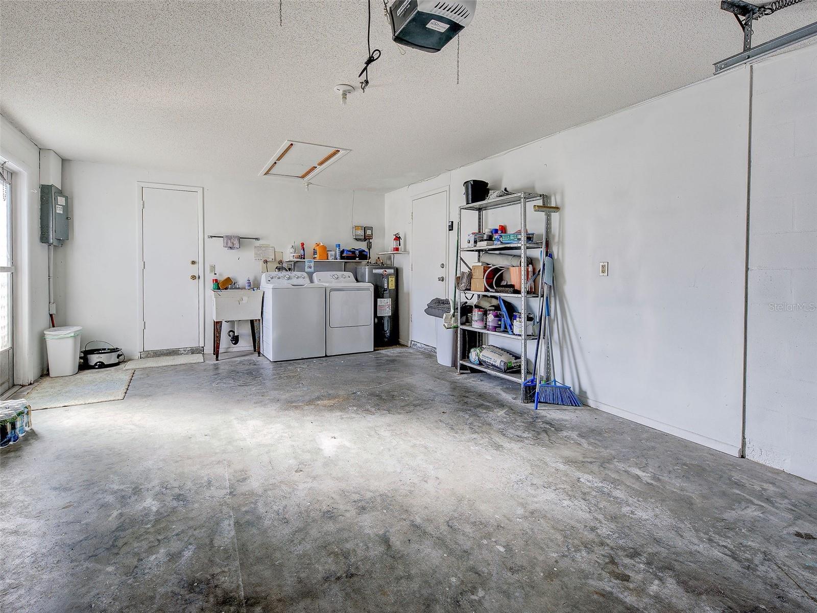 Image 33 of 39 For 1533 Crest Drive