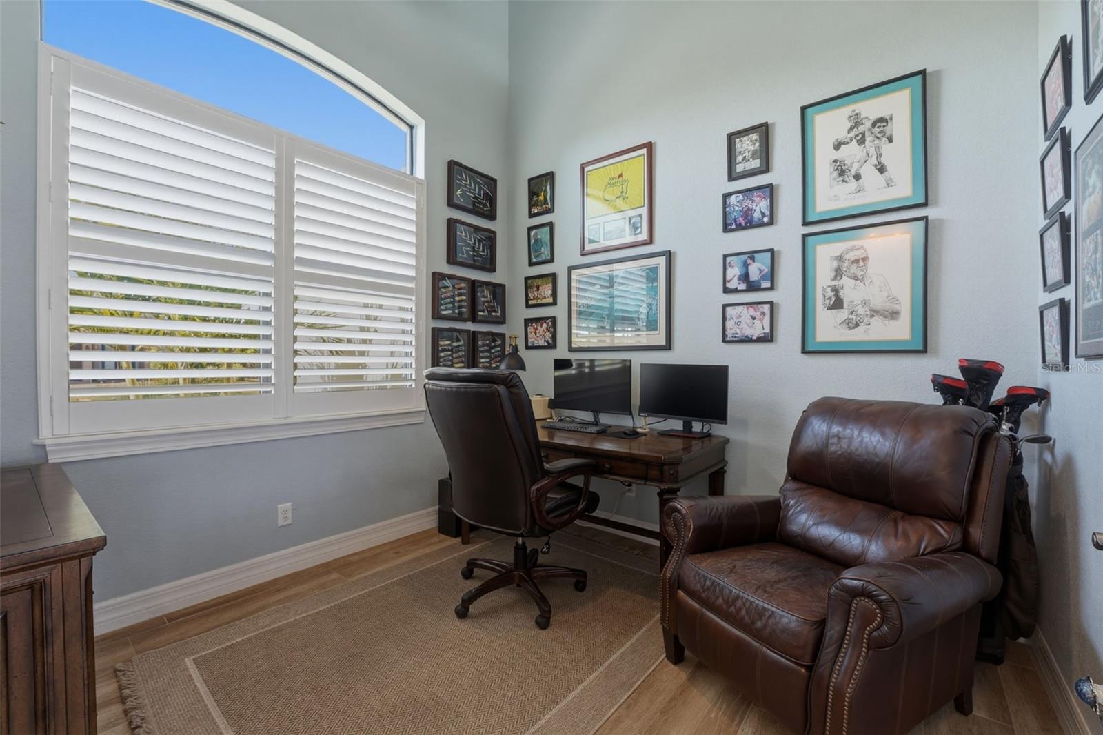 Image 20 of 96 For 9326 Panama Circle