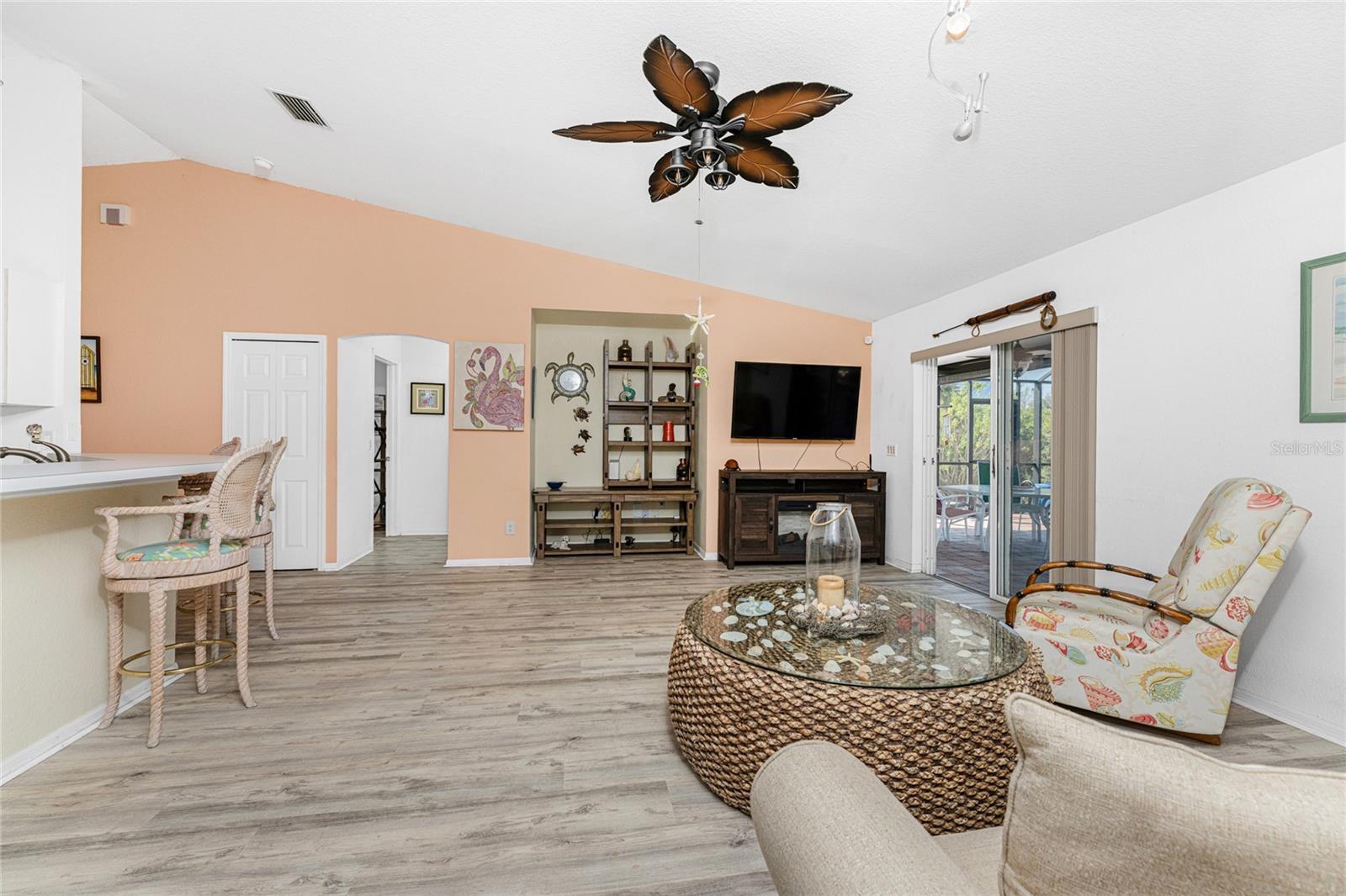 Image 21 of 71 For 9300 Miami Circle