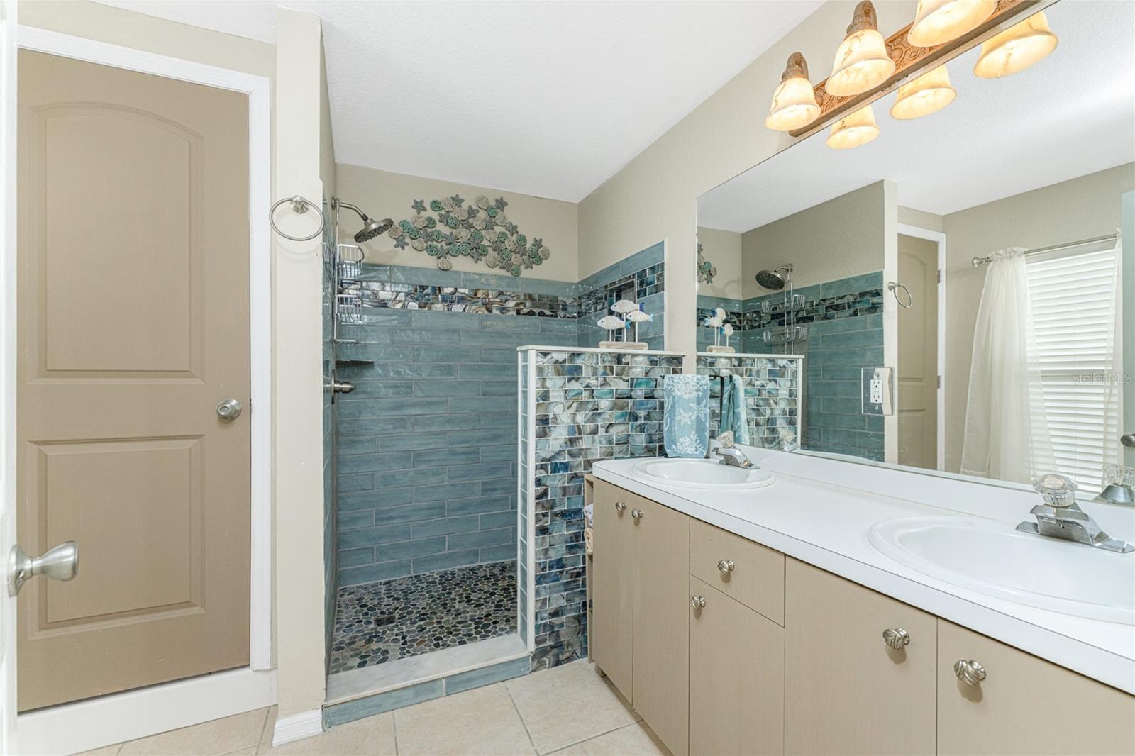 Image 27 of 71 For 9300 Miami Circle