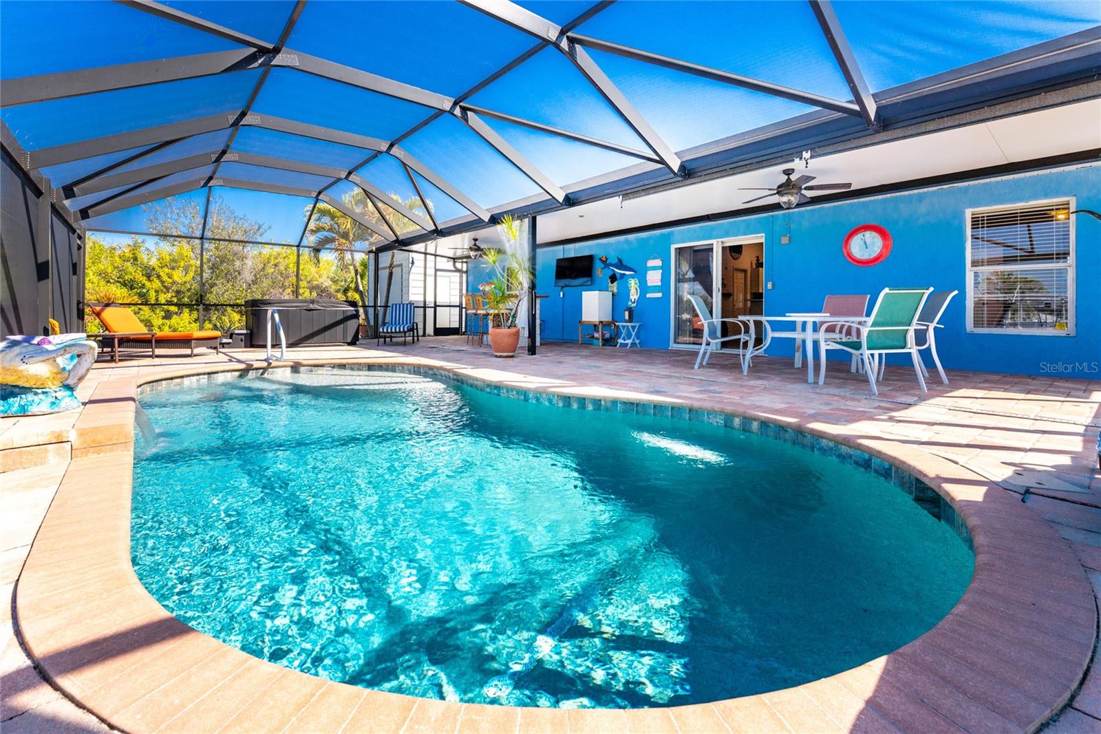 Image 39 of 71 For 9300 Miami Circle