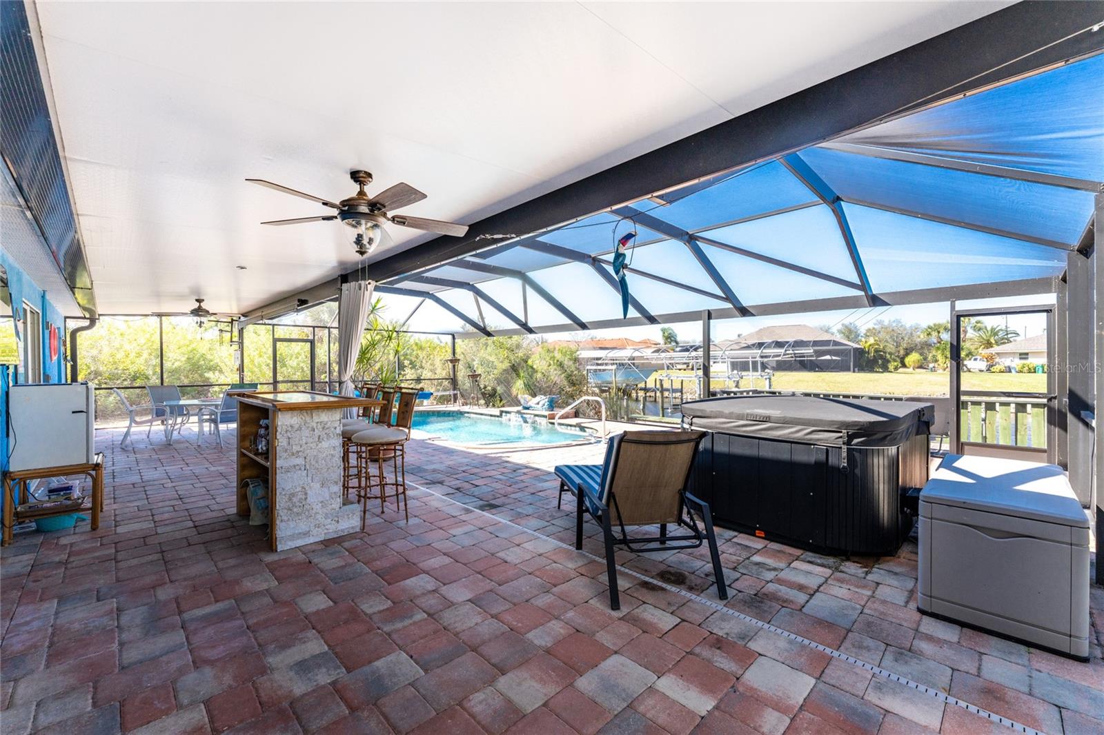 Image 44 of 71 For 9300 Miami Circle